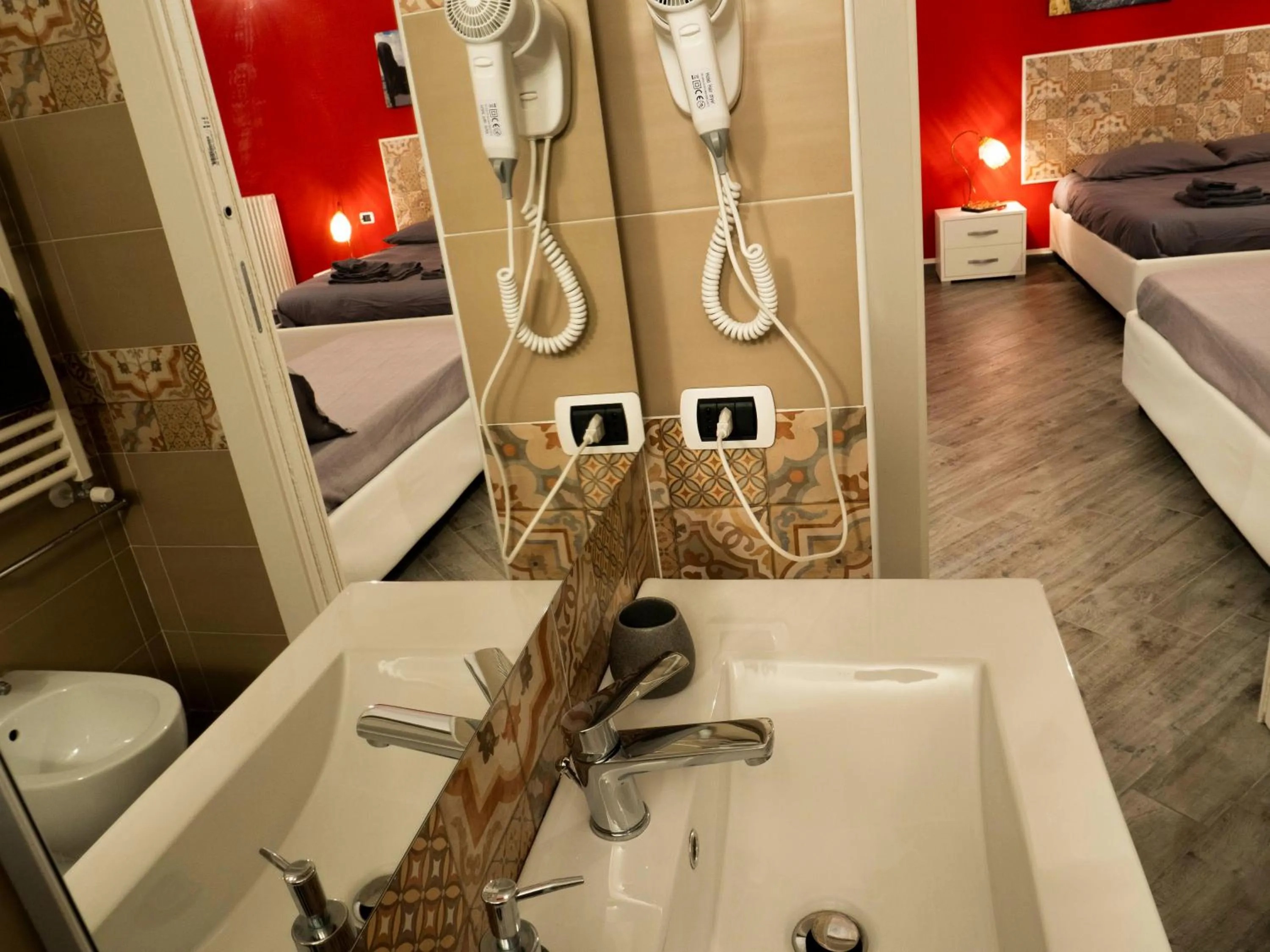 Bathroom, Bed in B&B Cosmoneapolitan