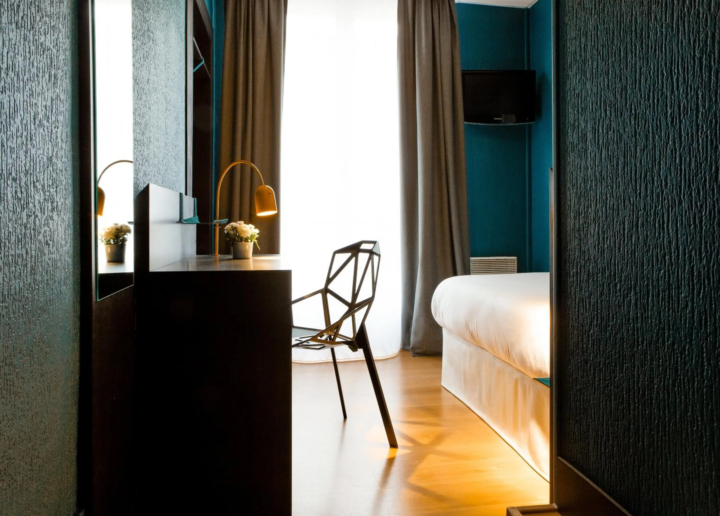 TV and multimedia, Bed in Hotel Daval