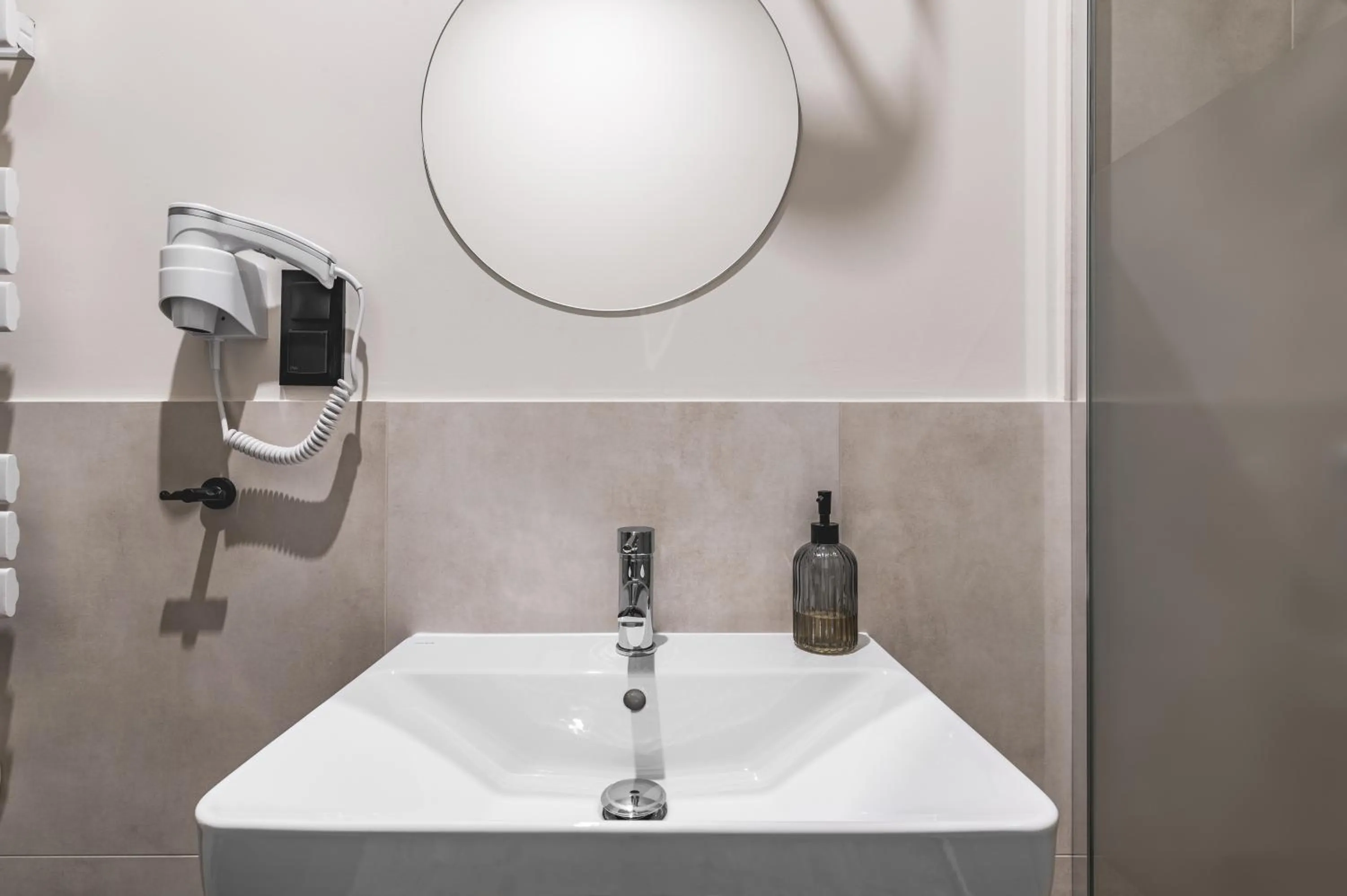 Bathroom in Aparthotel Stara Przędzalnia