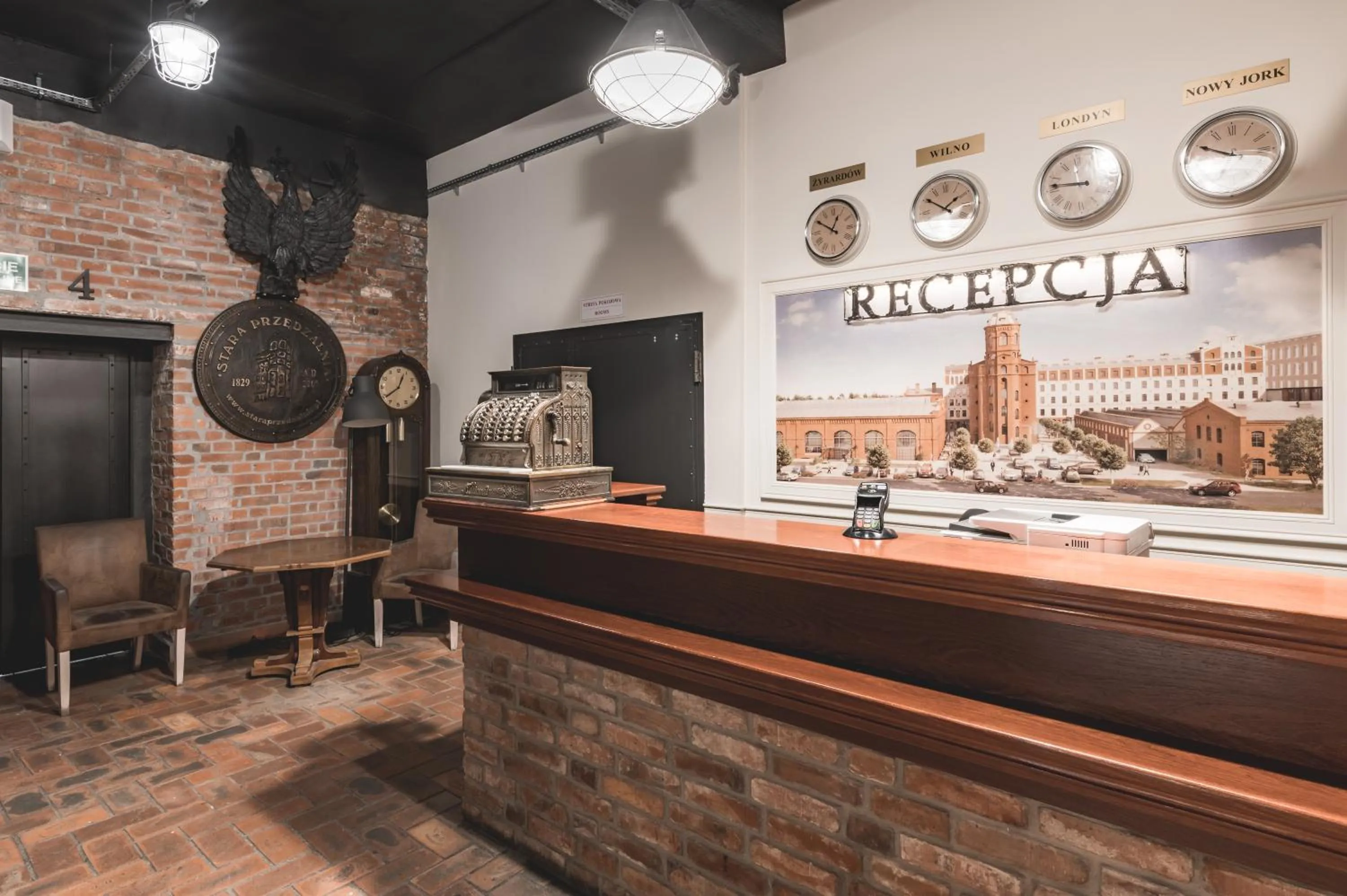 Property logo or sign in Aparthotel Stara Przędzalnia