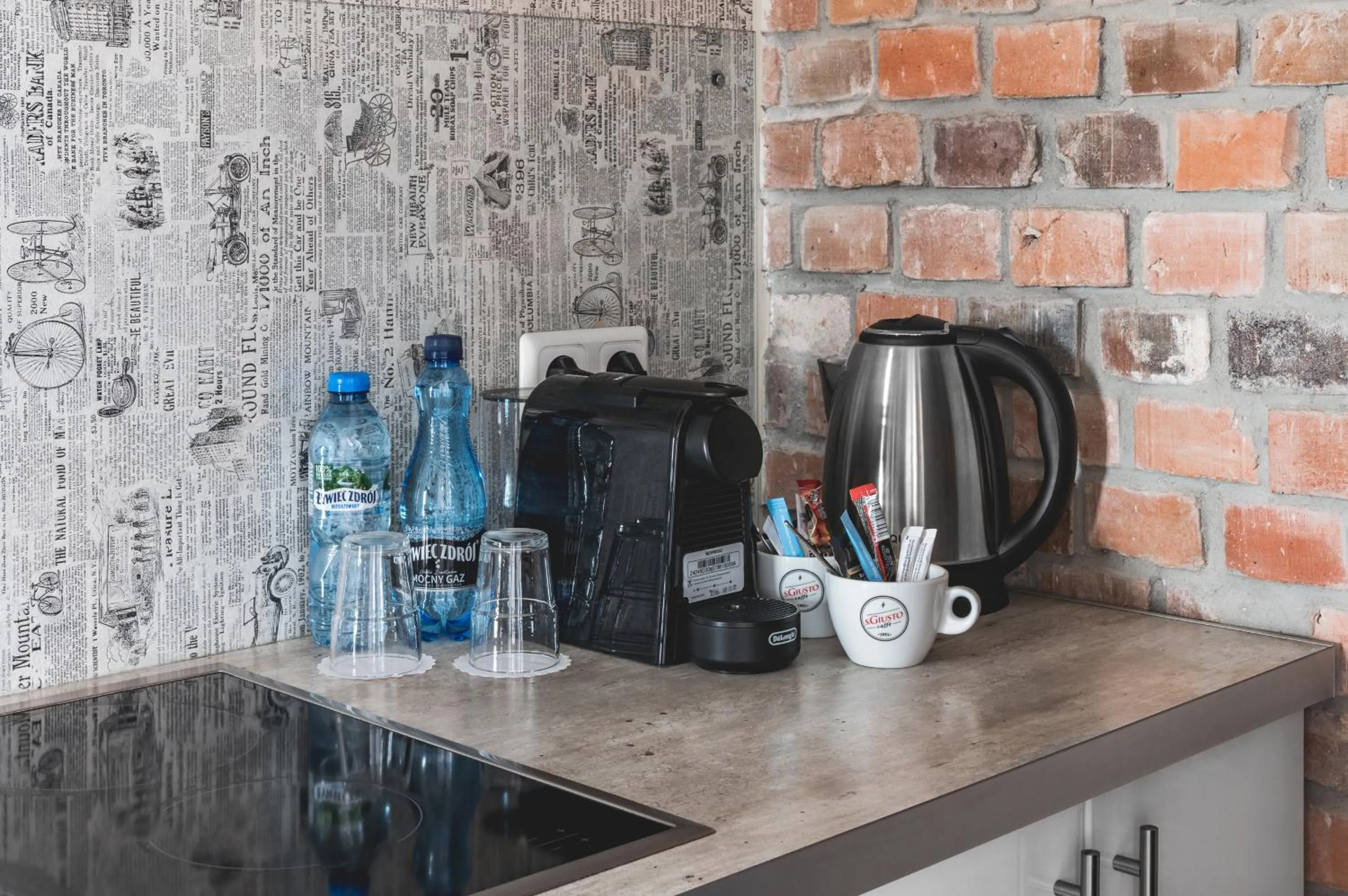 Coffee/tea facilities in Aparthotel Stara Przędzalnia