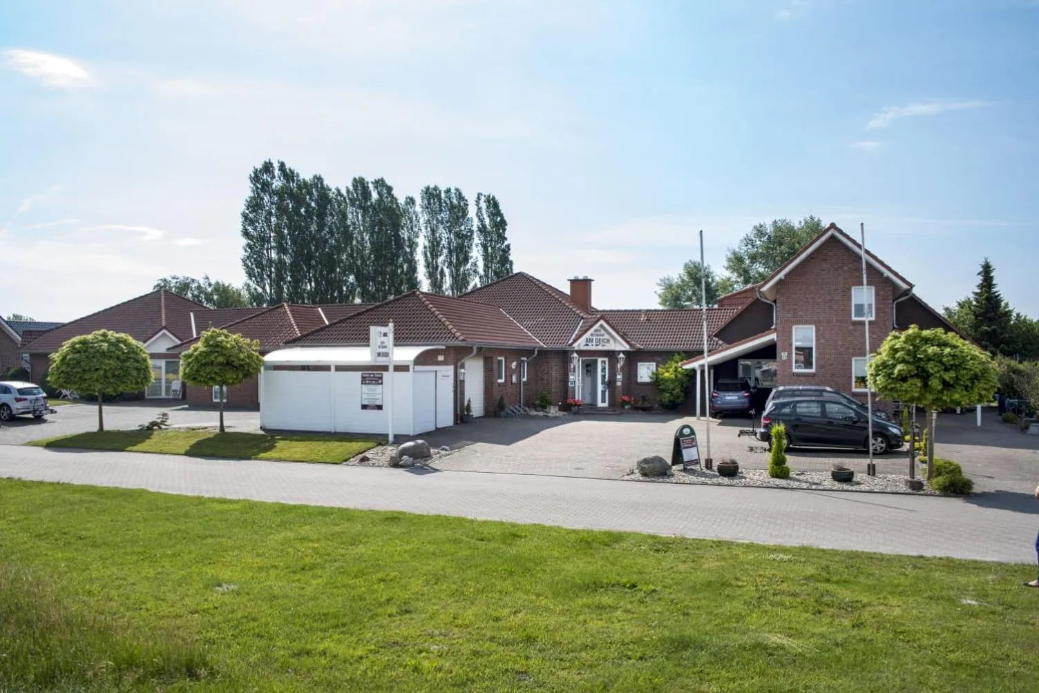 Property building in Hotel Am Deich