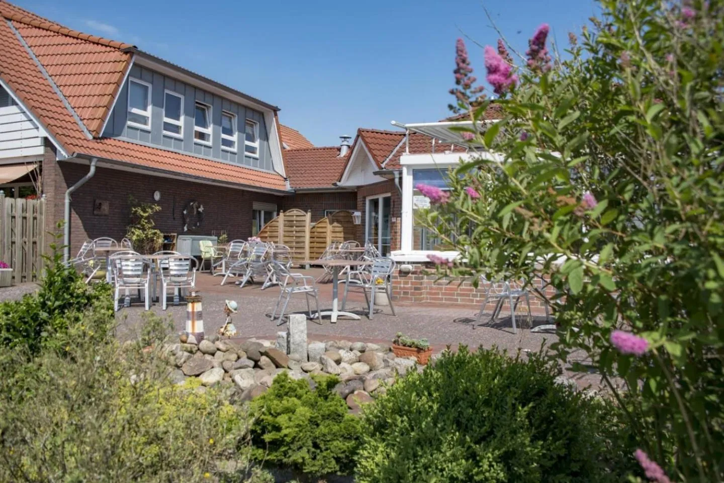 Property building in Hotel Am Deich