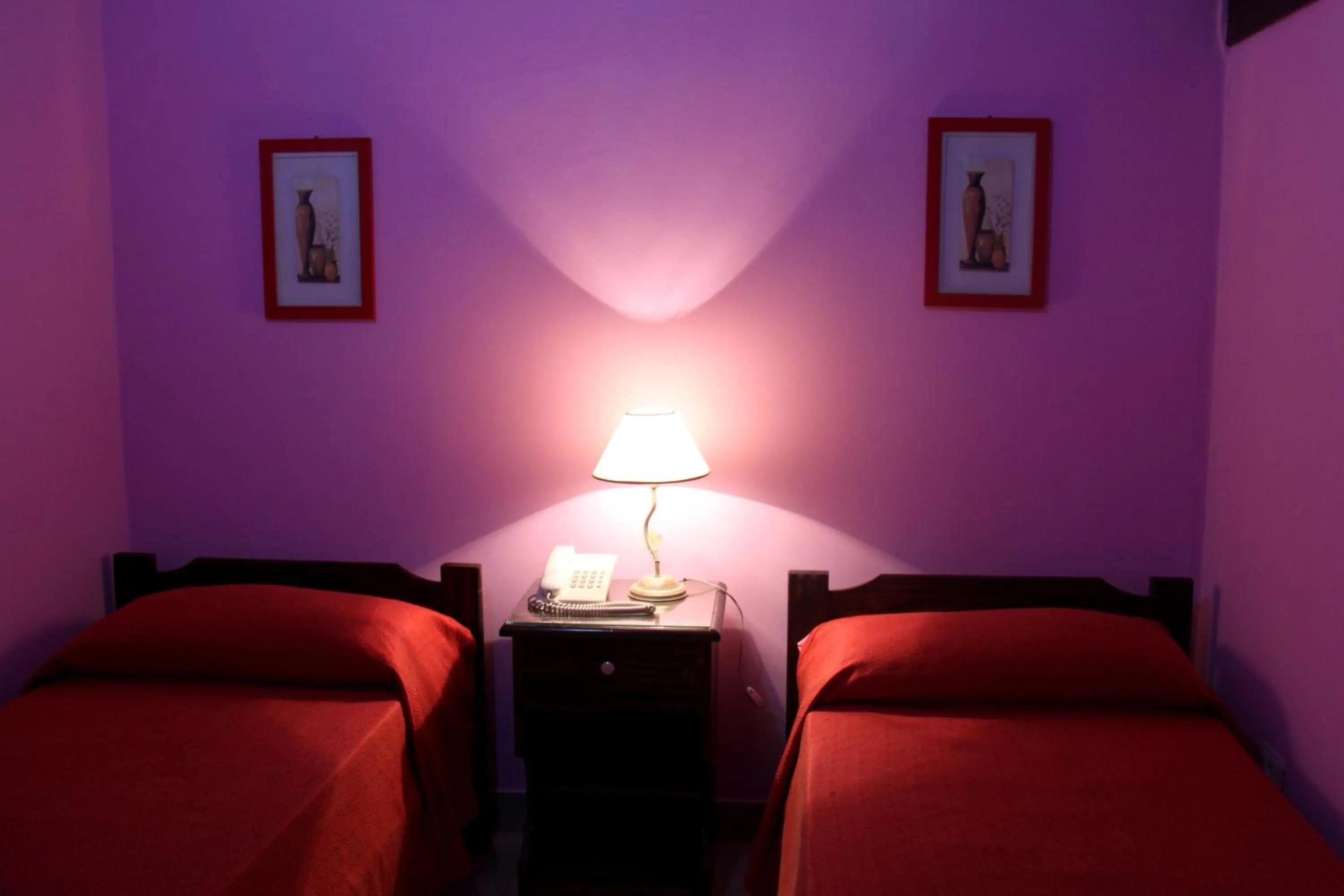 Photo of the whole room, Bed in Hosteria Maryland