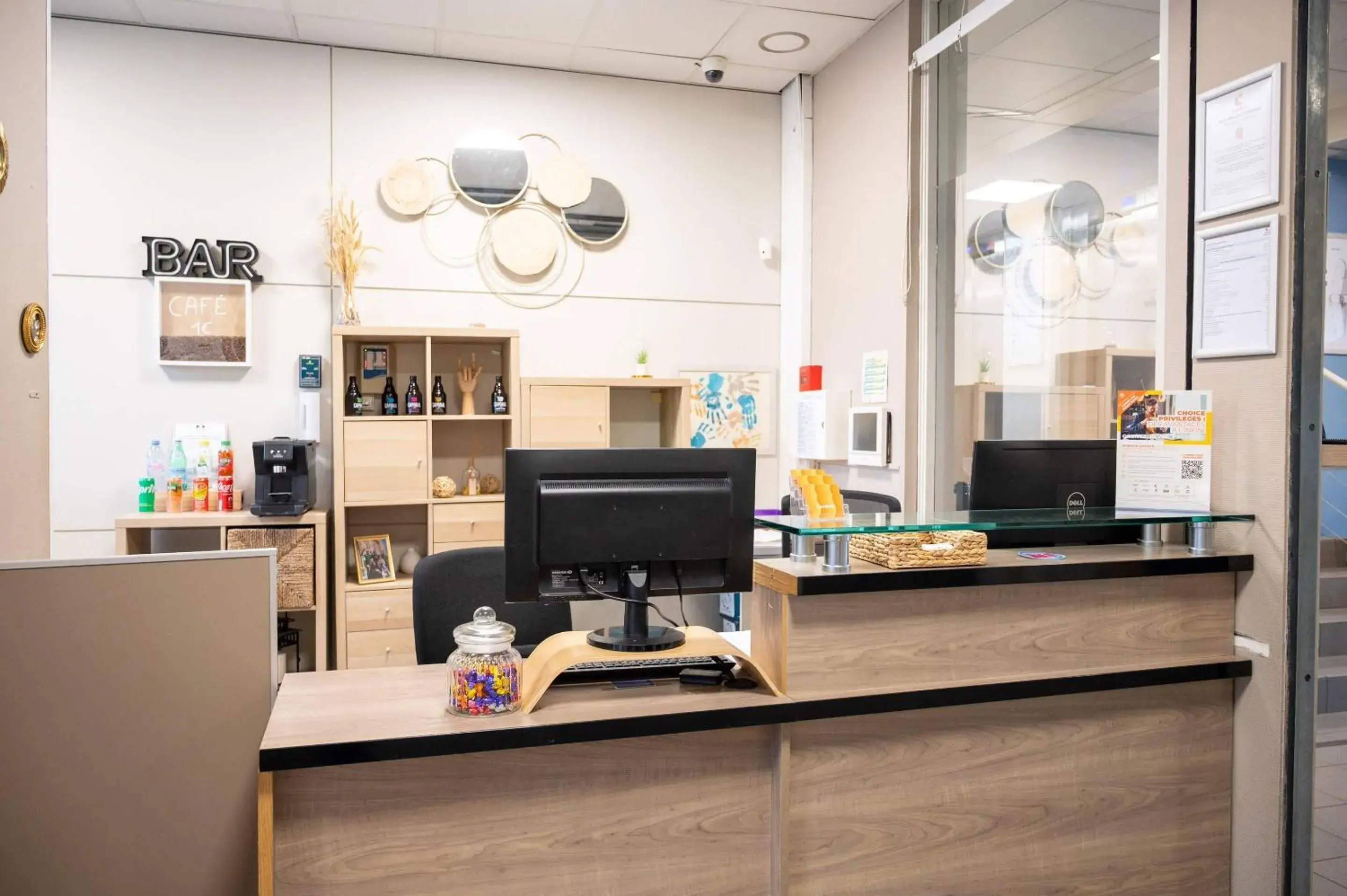 Lobby or reception in Comfort Aparthotel Toulouse Métropole Lobby or reception in Comfort Aparthotel Toulouse Métropole