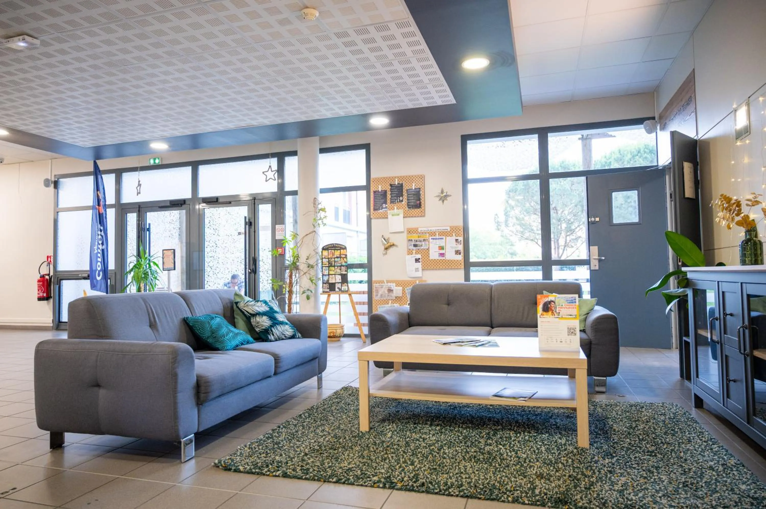 Lobby or reception in Comfort Aparthotel Toulouse Métropole