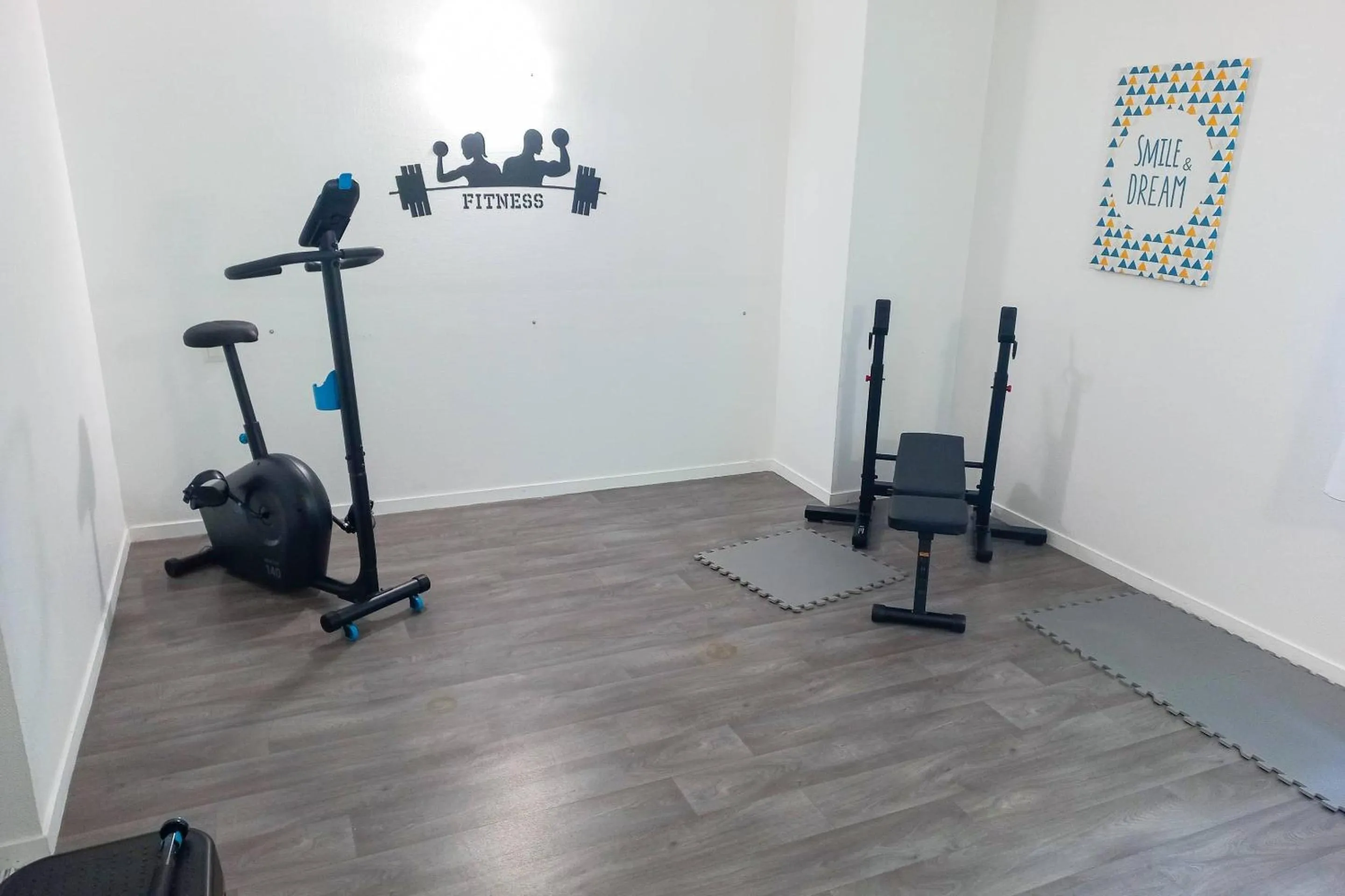 Fitness centre/facilities in Comfort Aparthotel Toulouse Métropole