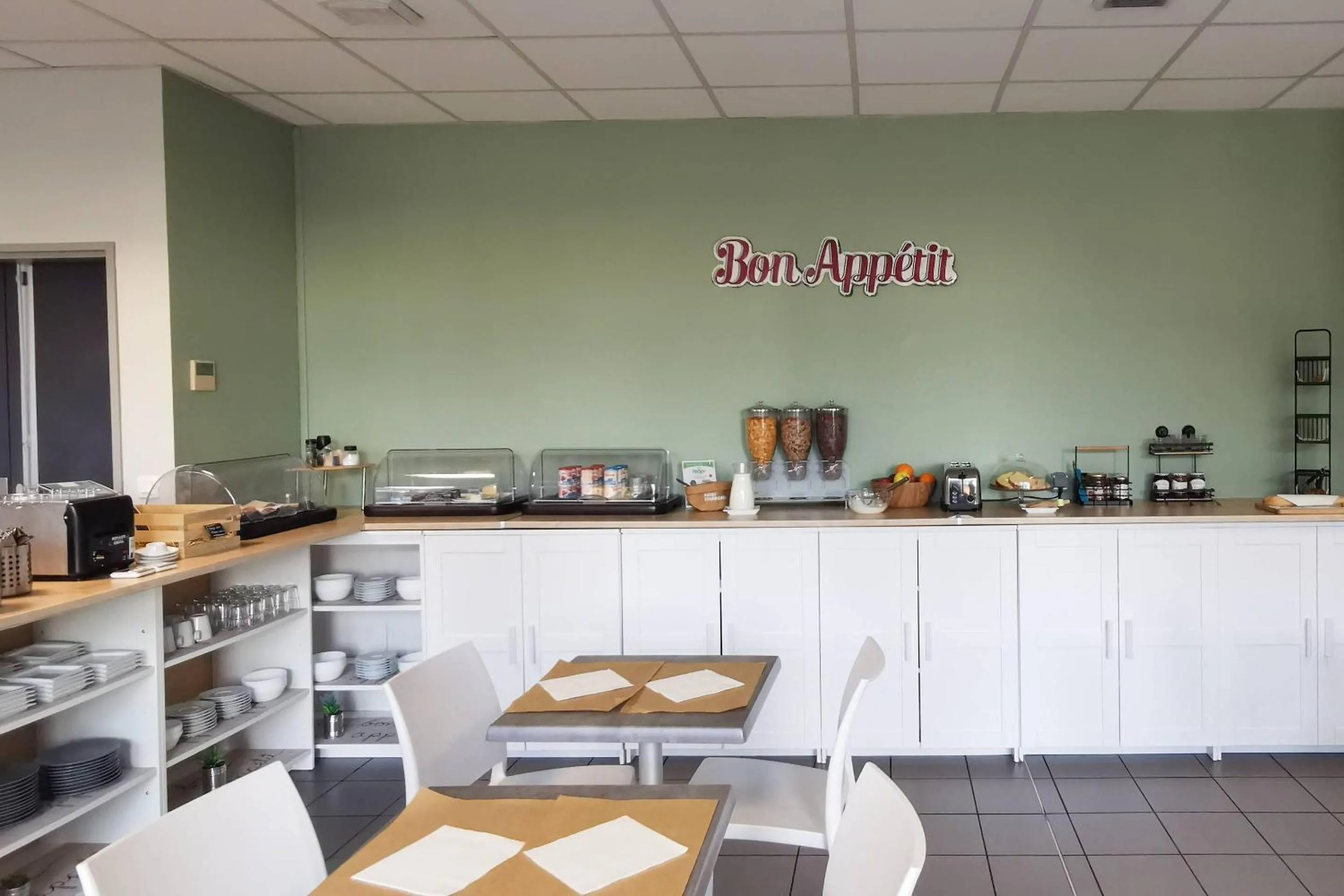 Breakfast in Comfort Aparthotel Toulouse Métropole