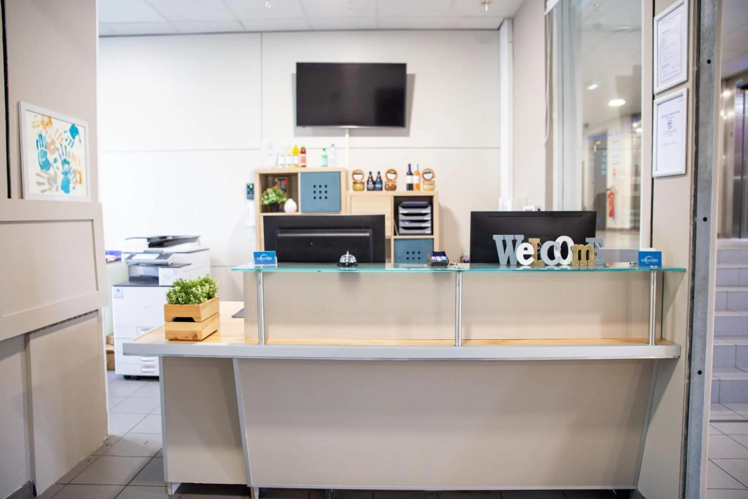 Lobby or reception in Comfort Aparthotel Toulouse Métropole