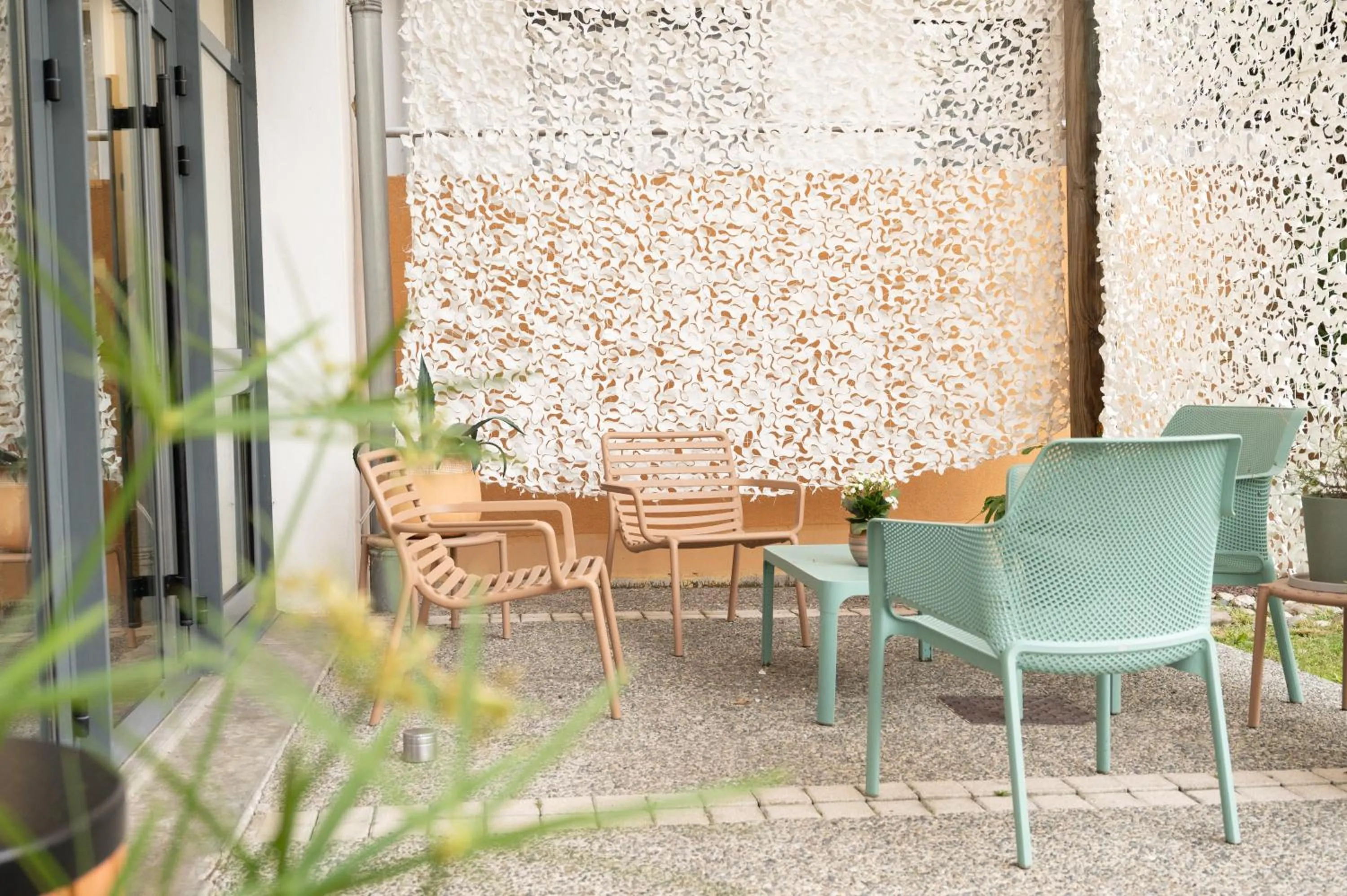 Patio in Comfort Aparthotel Toulouse Métropole