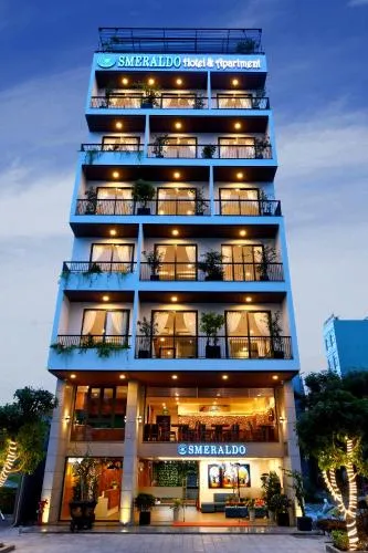 Property building in Smeraldo Hotel & Apartment