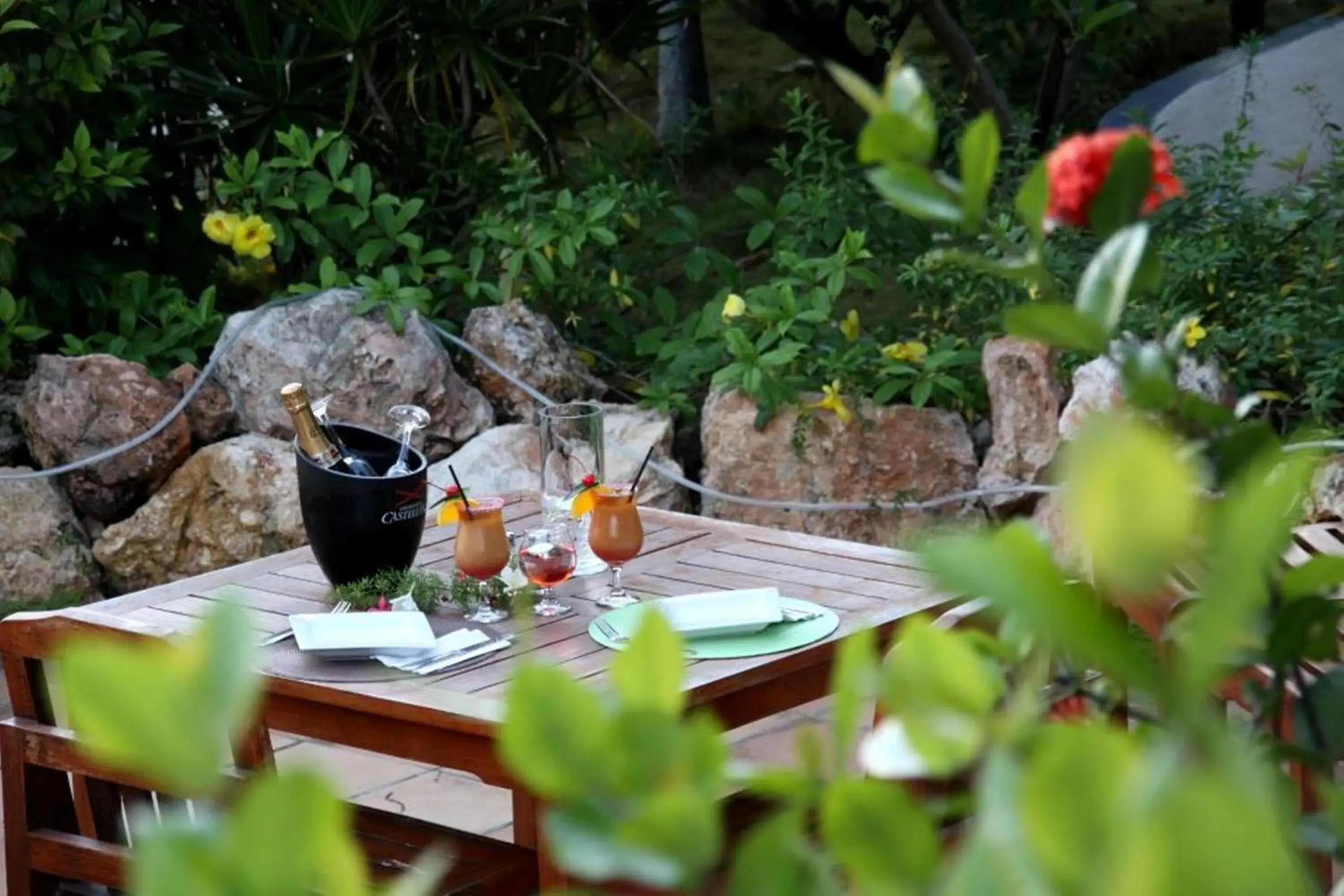 Restaurant/places to eat in Sapphire Beach Club Resort Restaurant/places to eat in Sapphire Beach Club Resort