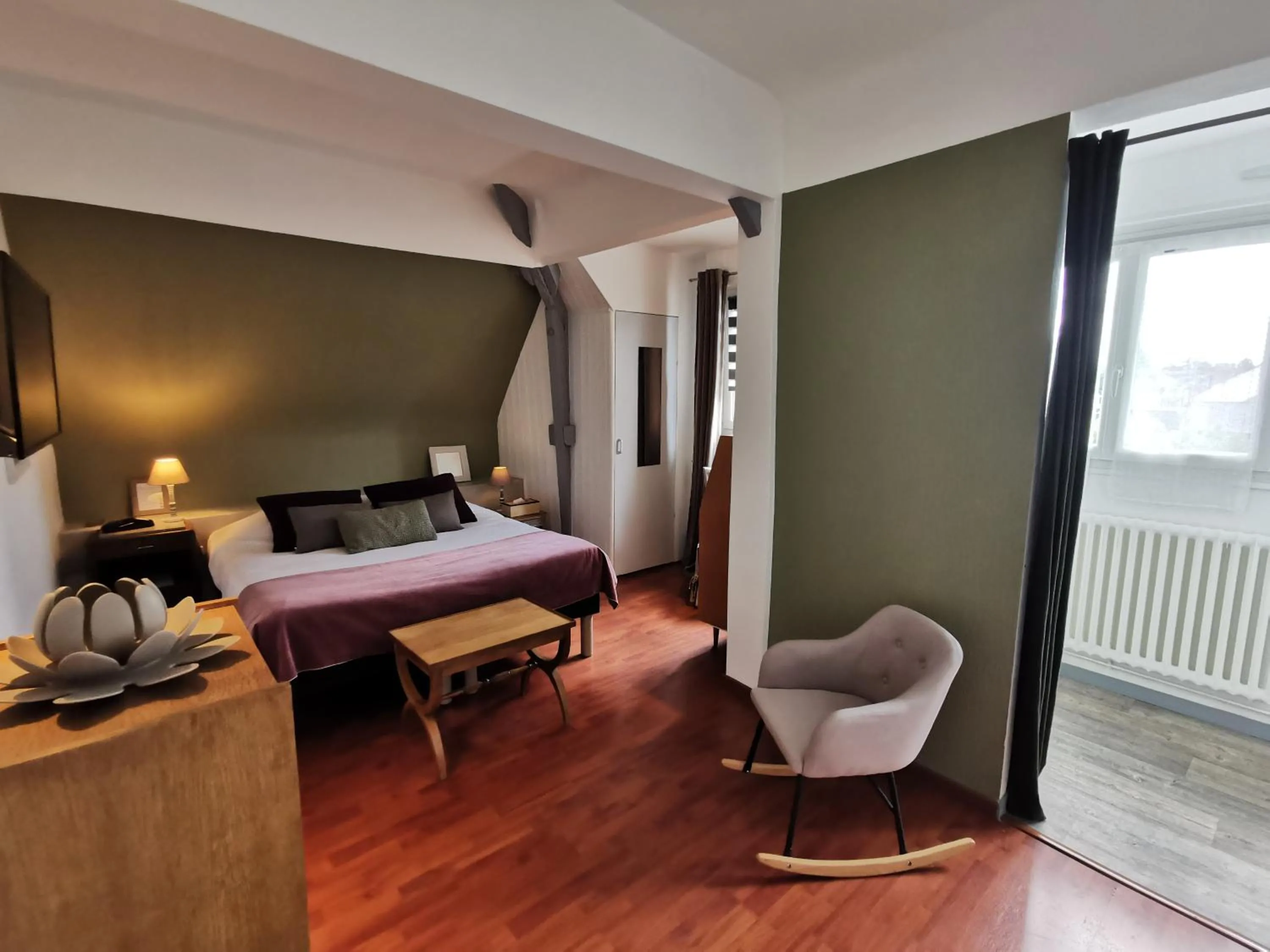 Classic Double Room - single occupancy in Hotel Restaurant Le Bosquet