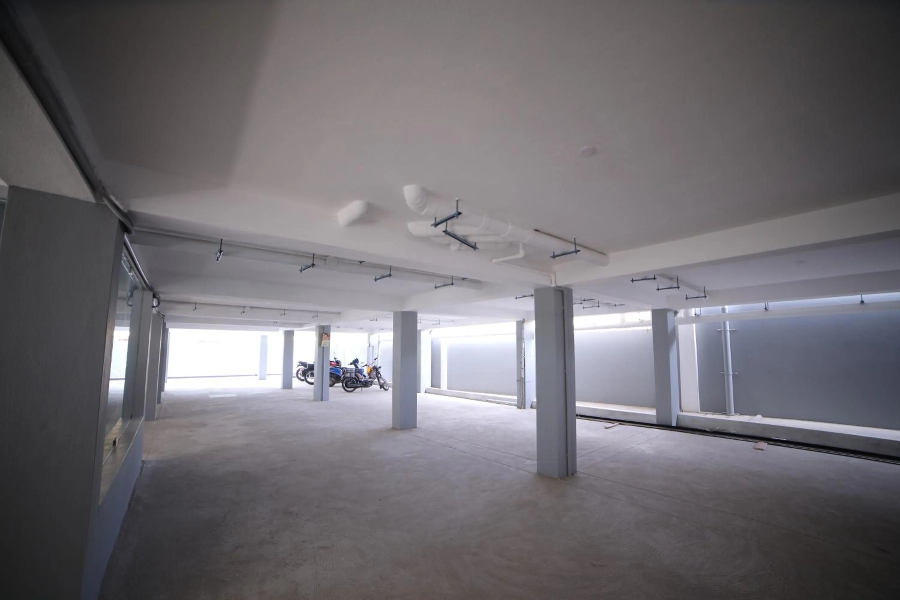 Parking in The Base Inn