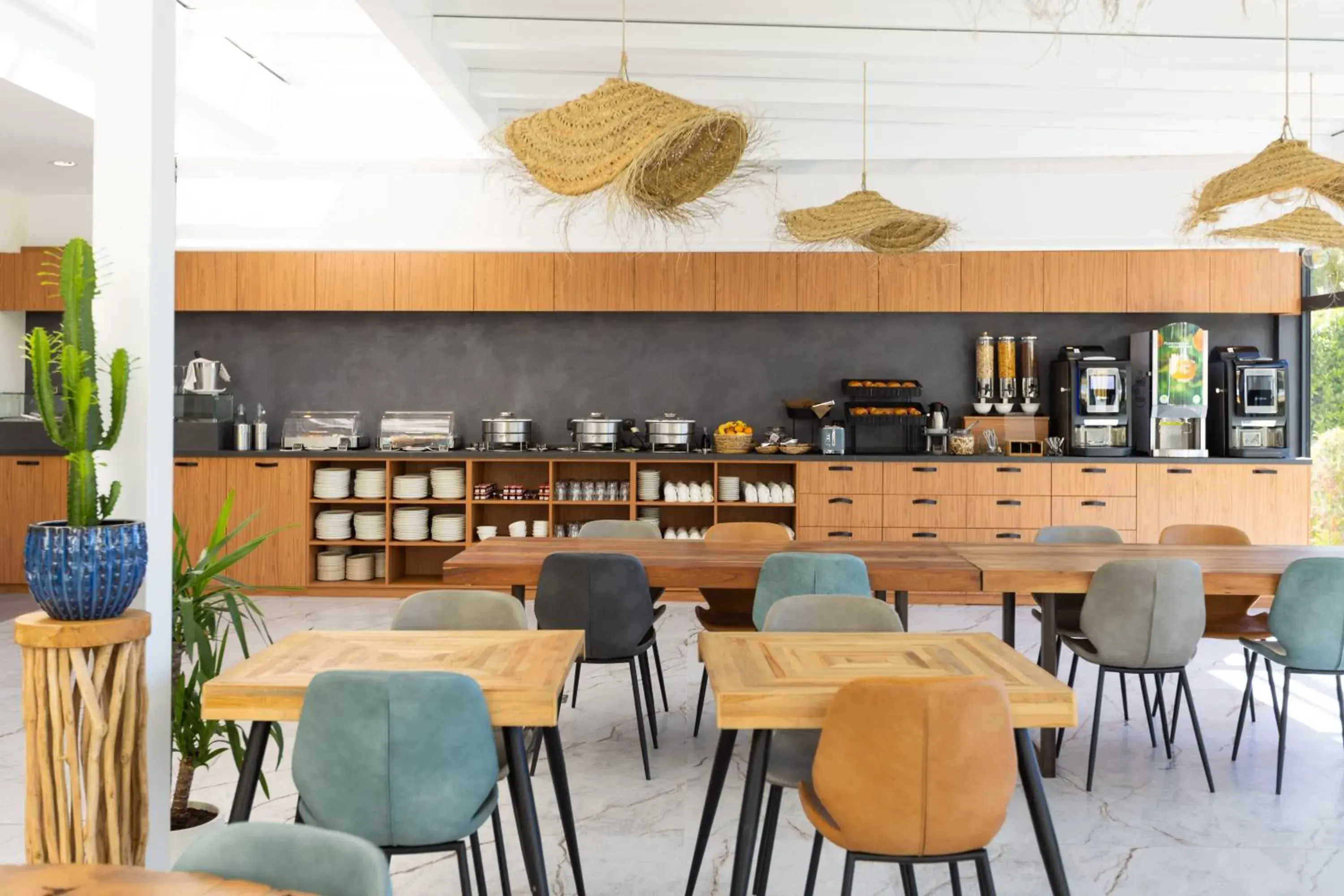 Breakfast in Luxotel Cannes Breakfast in Luxotel Cannes