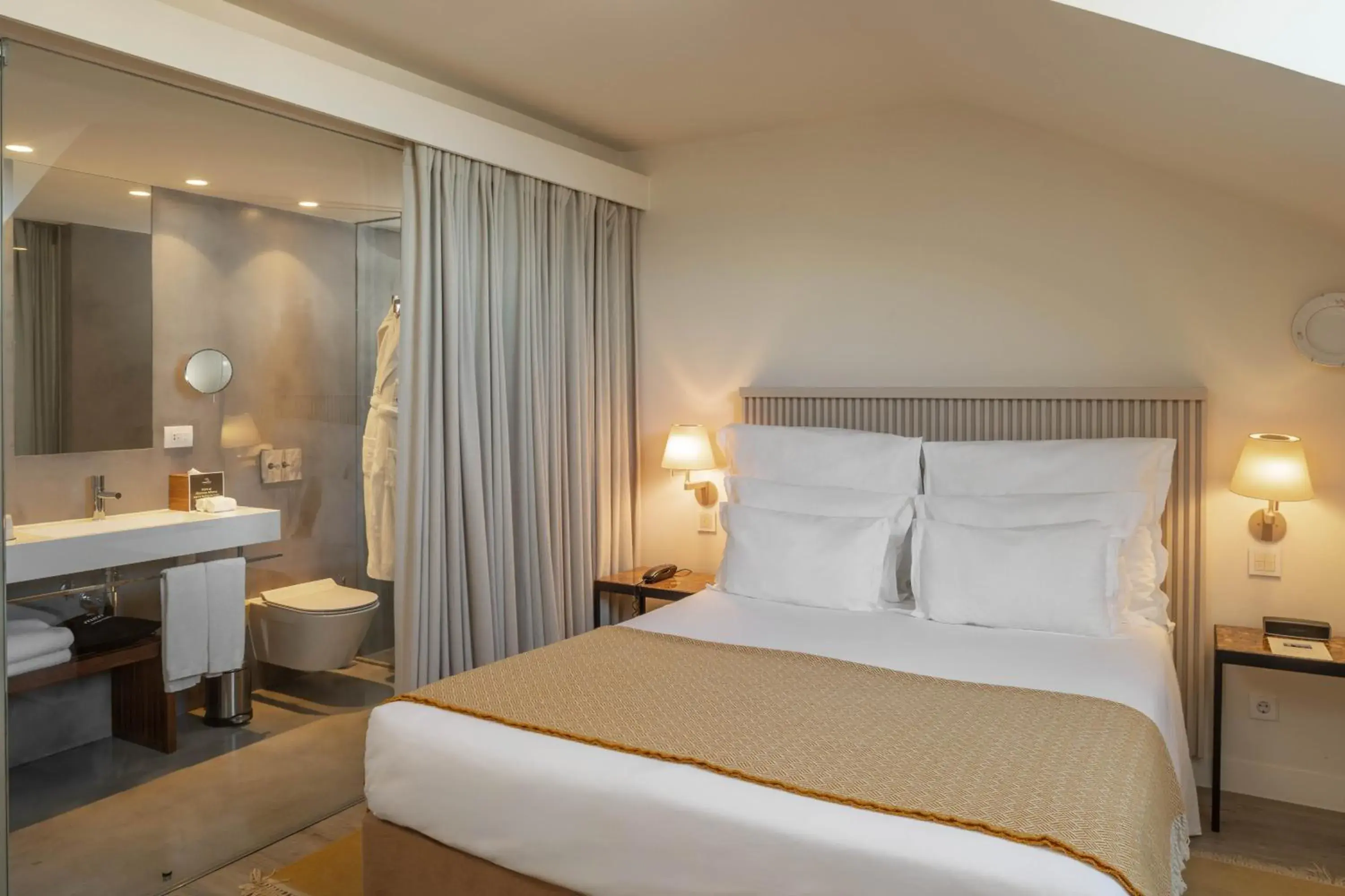 Bed in Memmo Alfama - Design Hotels Bed in Memmo Alfama - Design Hotels