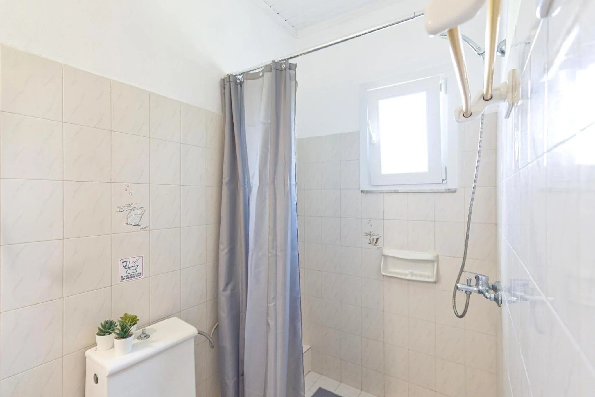 Shower in Zografia