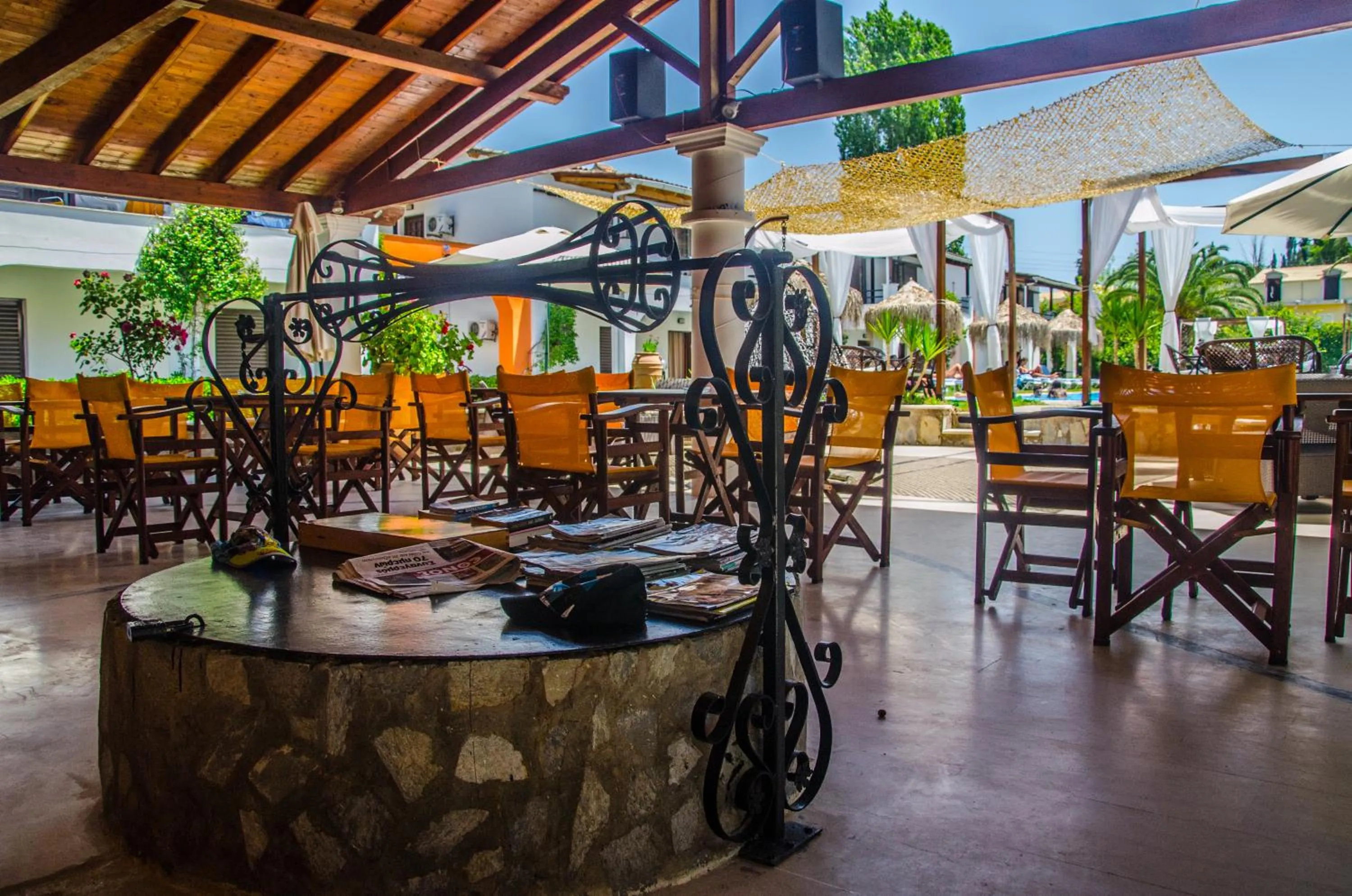 Restaurant/places to eat in Zografia