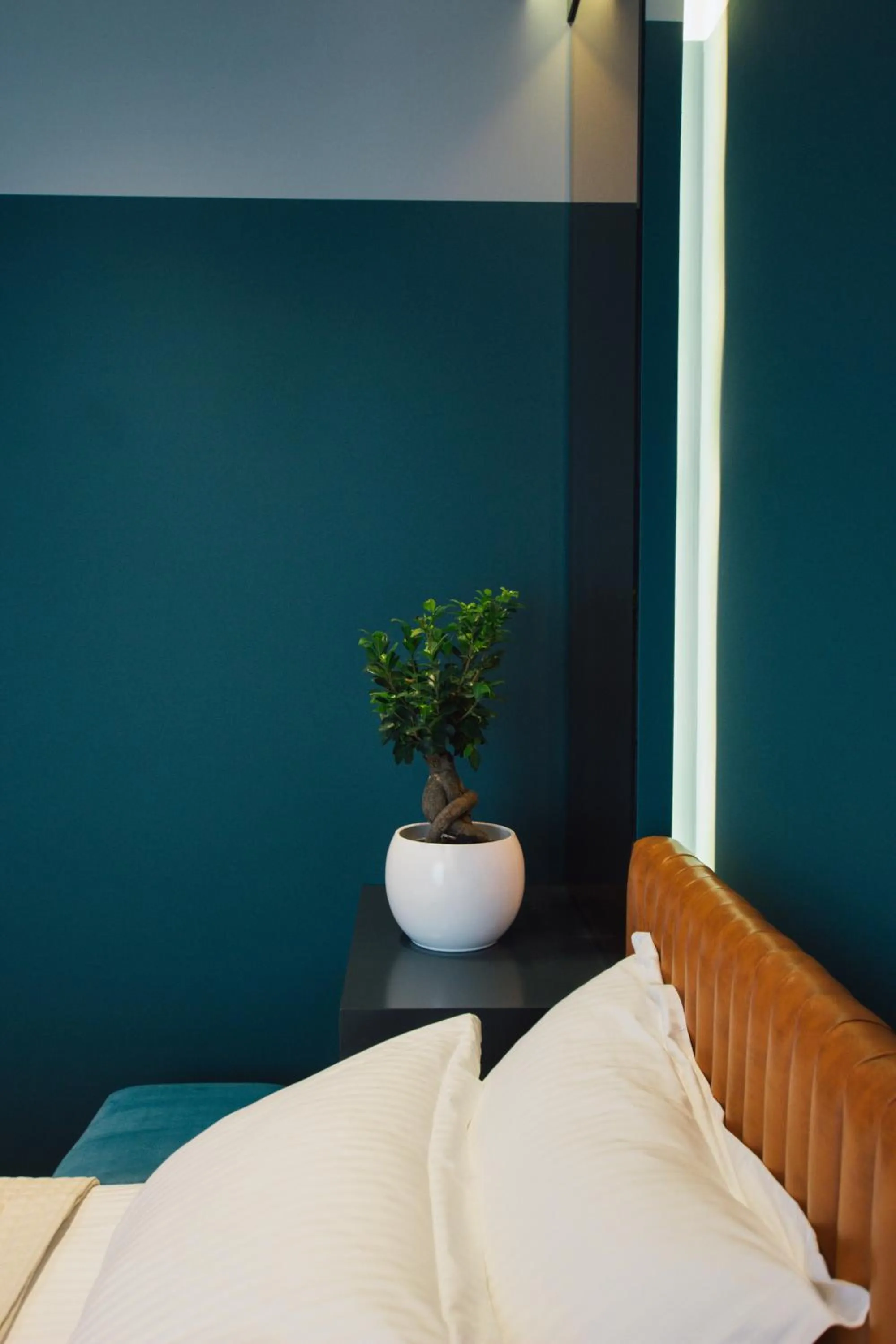 Bed in Brilant Luxury Apartment