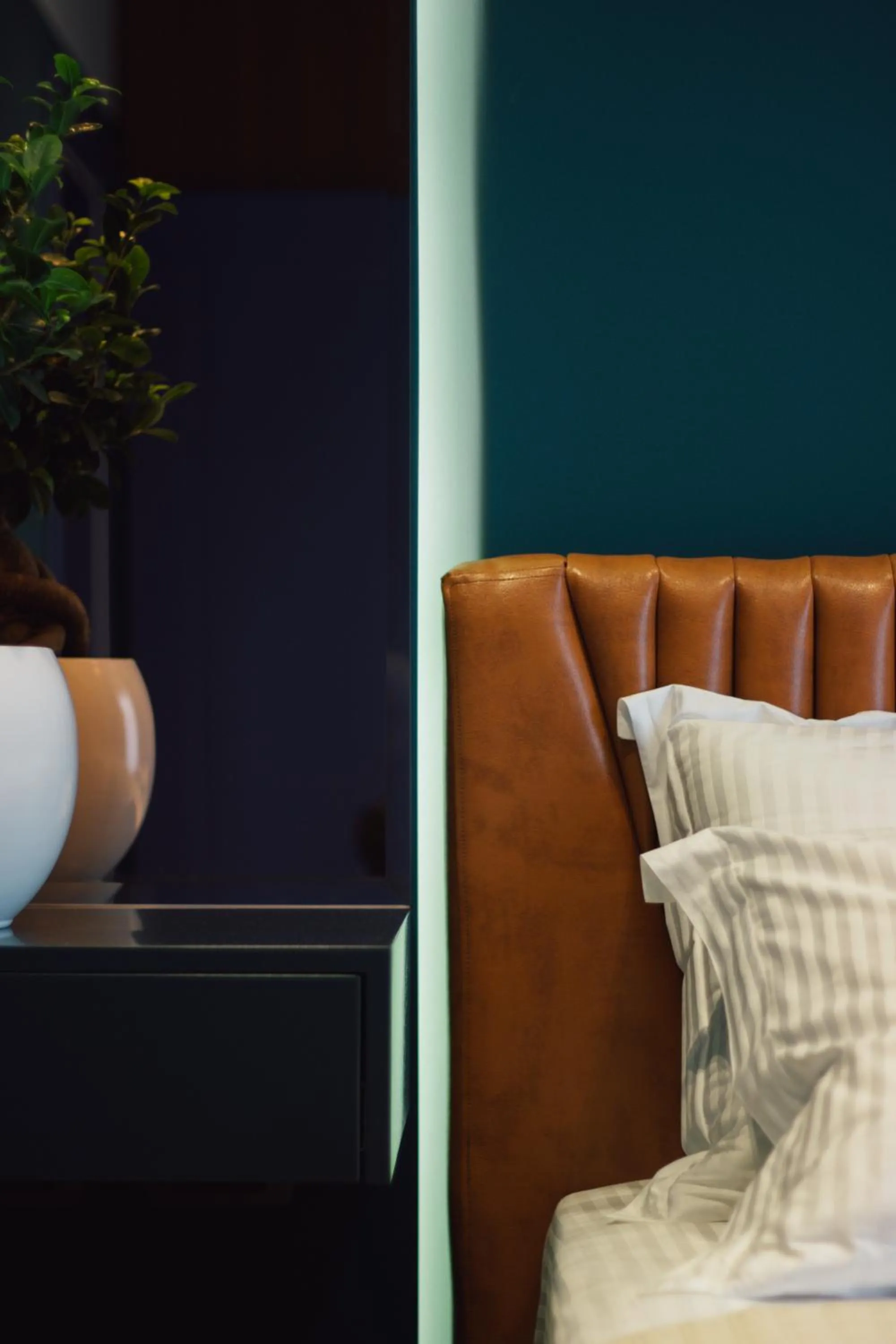 Bed in Brilant Luxury Apartment