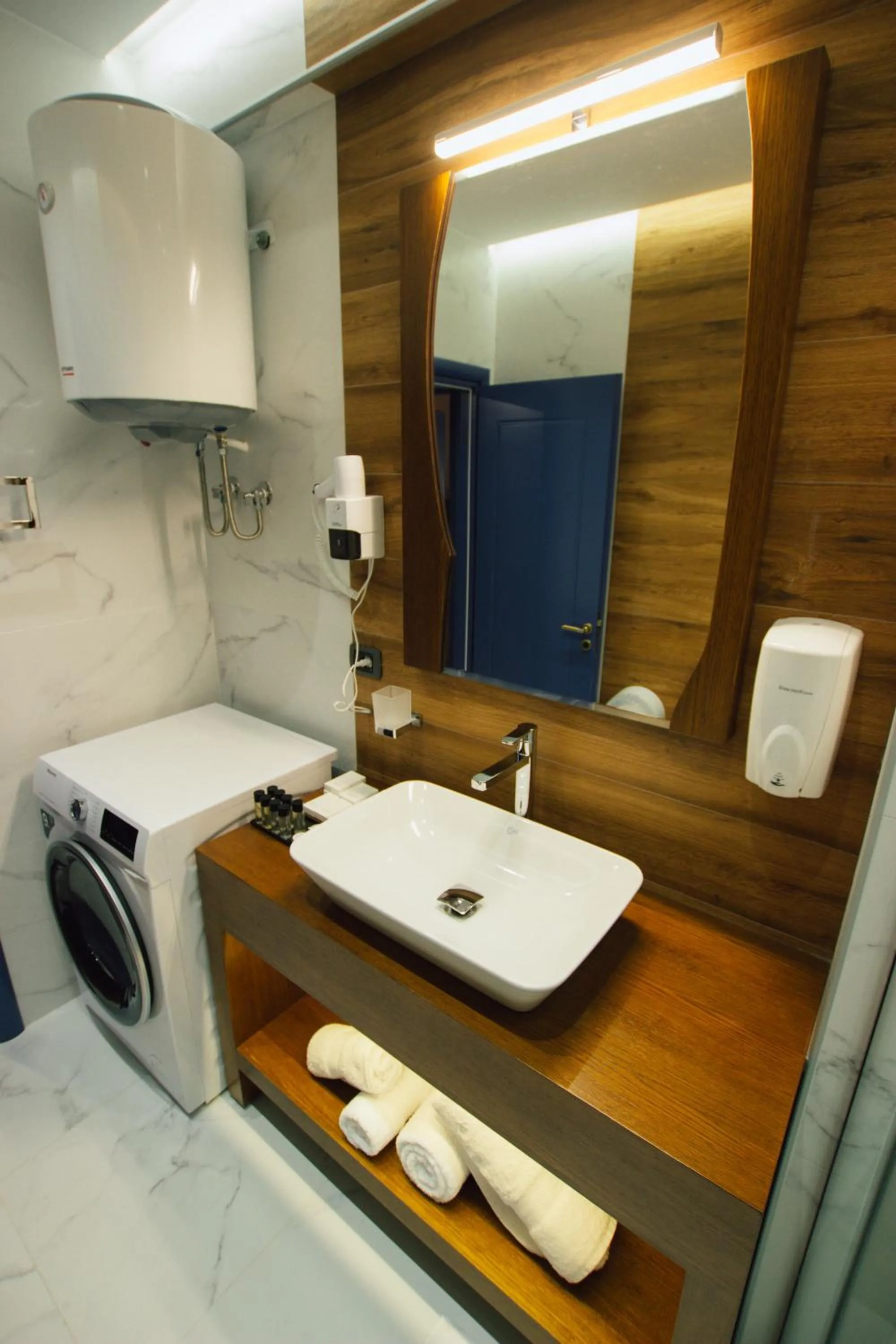 Bathroom in Brilant Luxury Apartment