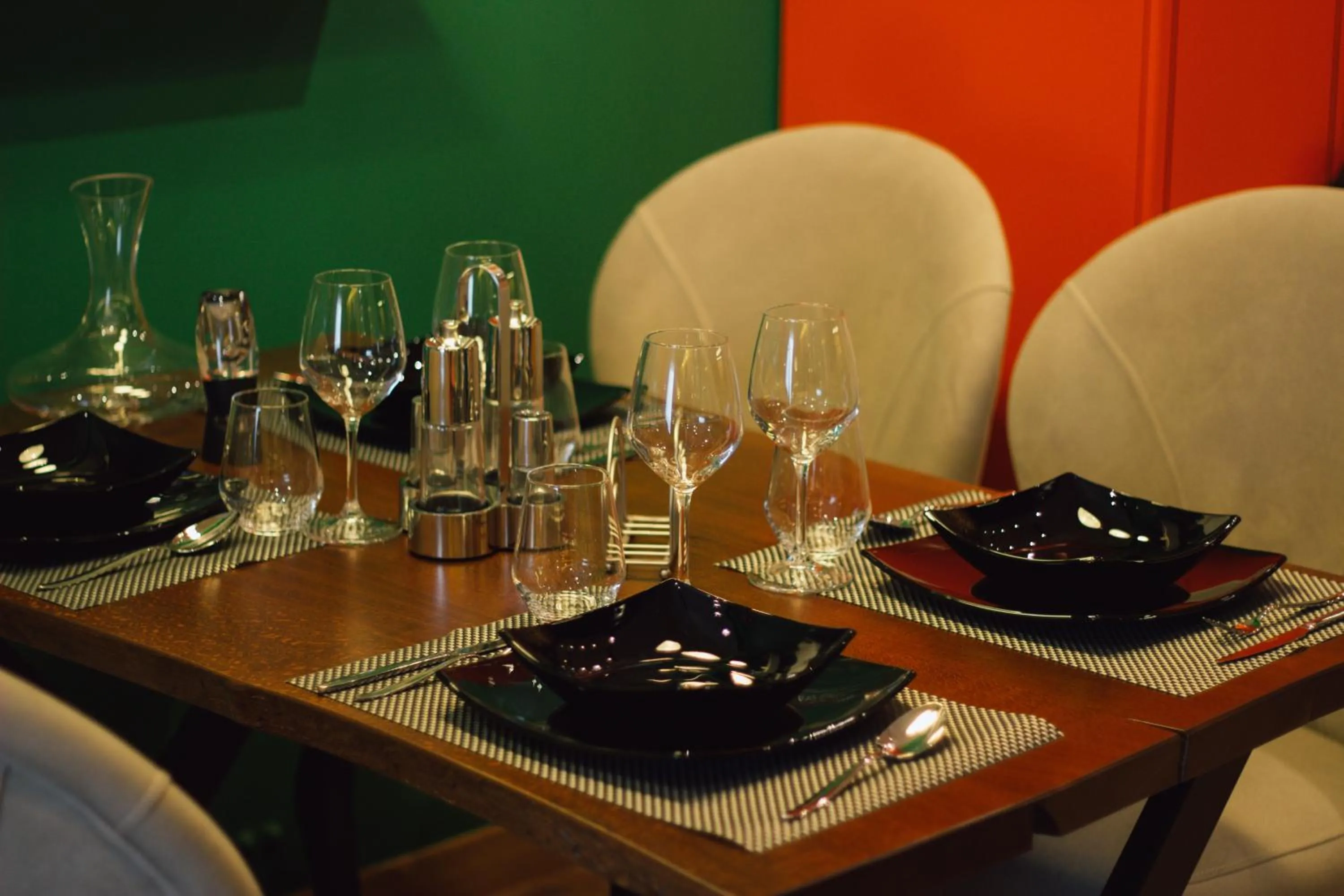 Food and drinks in Brilant Luxury Apartment