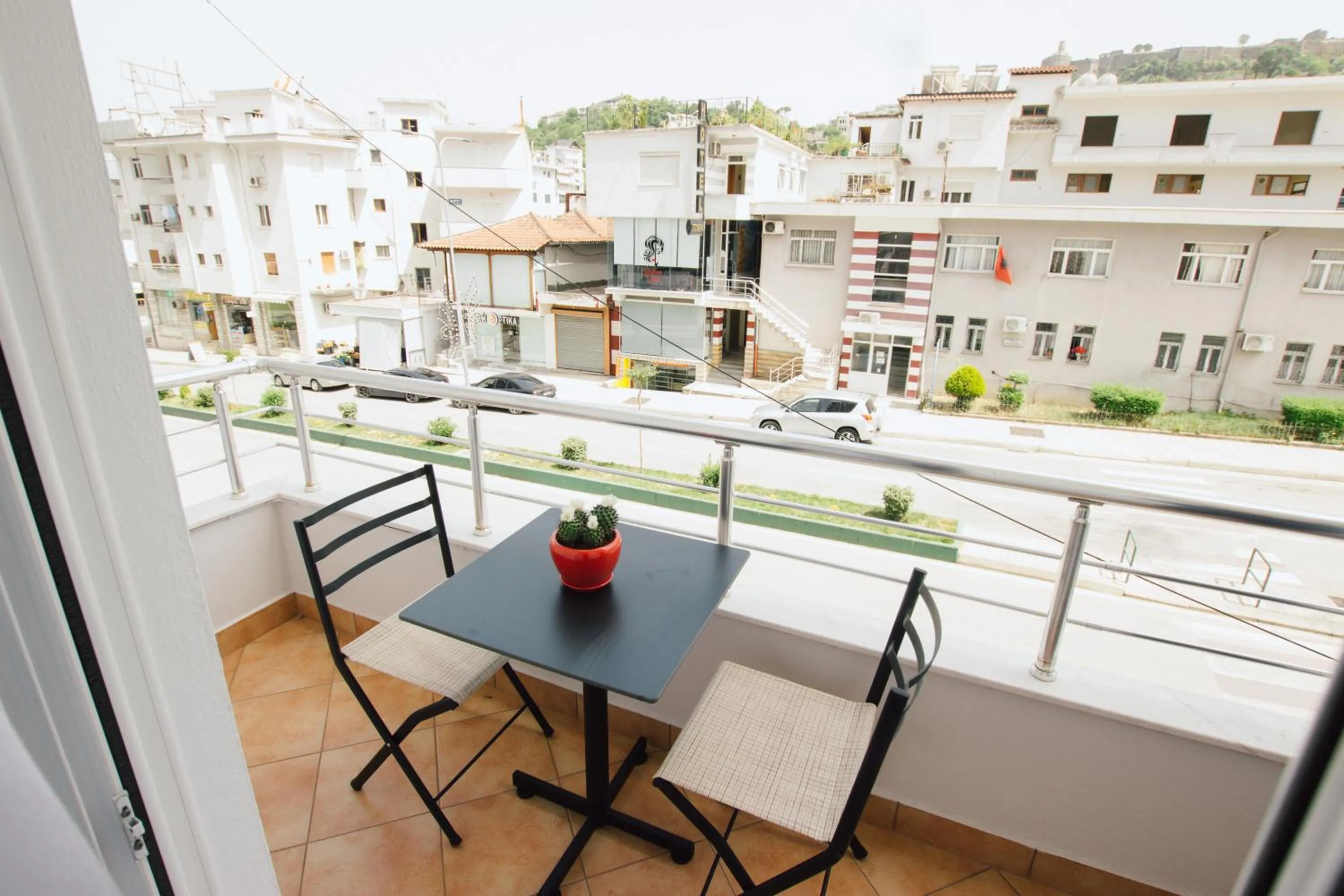 Day in Brilant Luxury Apartment