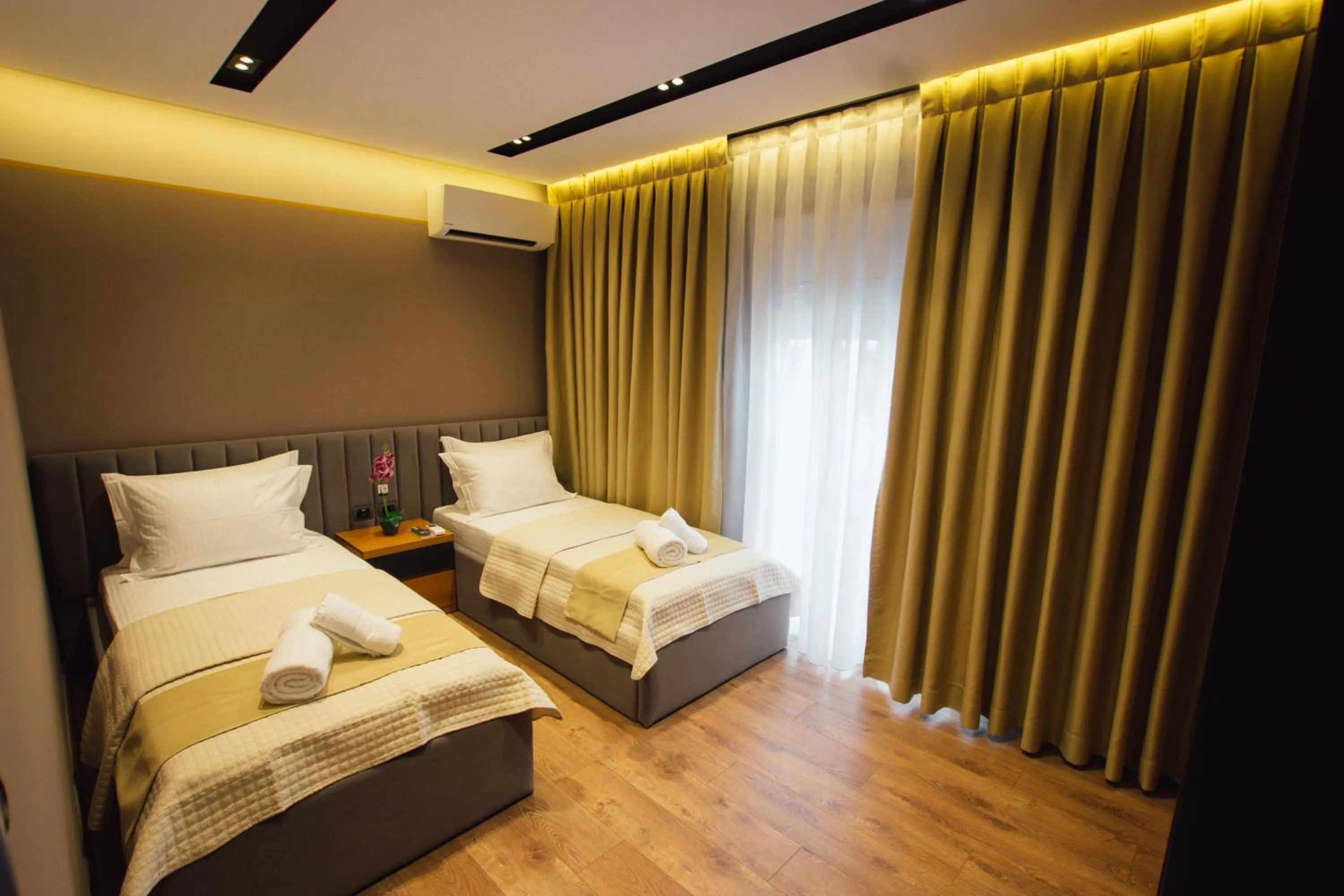 Bed in Brilant Luxury Apartment