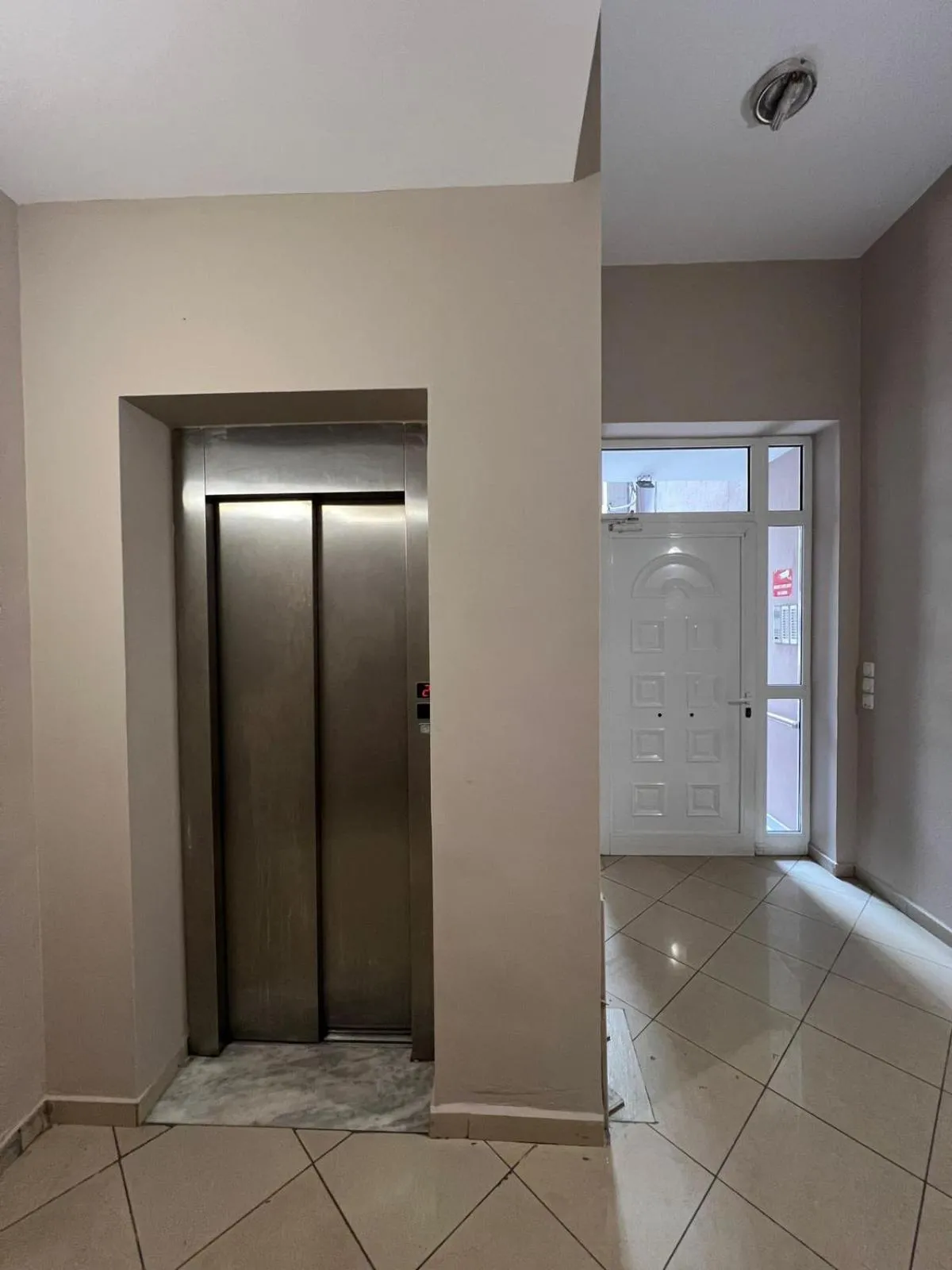 Facade/entrance in Brilant Luxury Apartment