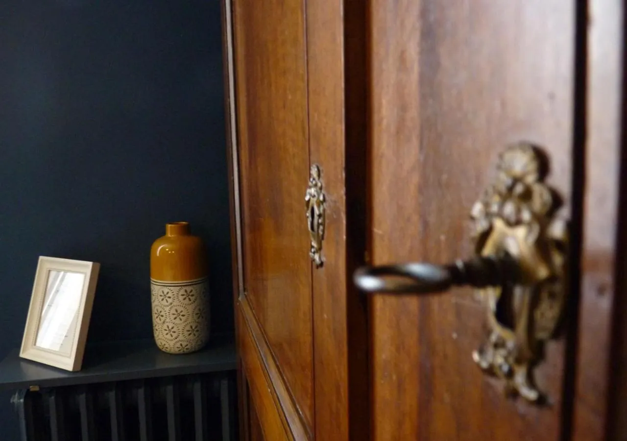 Decorative detail in Chambres d'hôtes Coté Halles