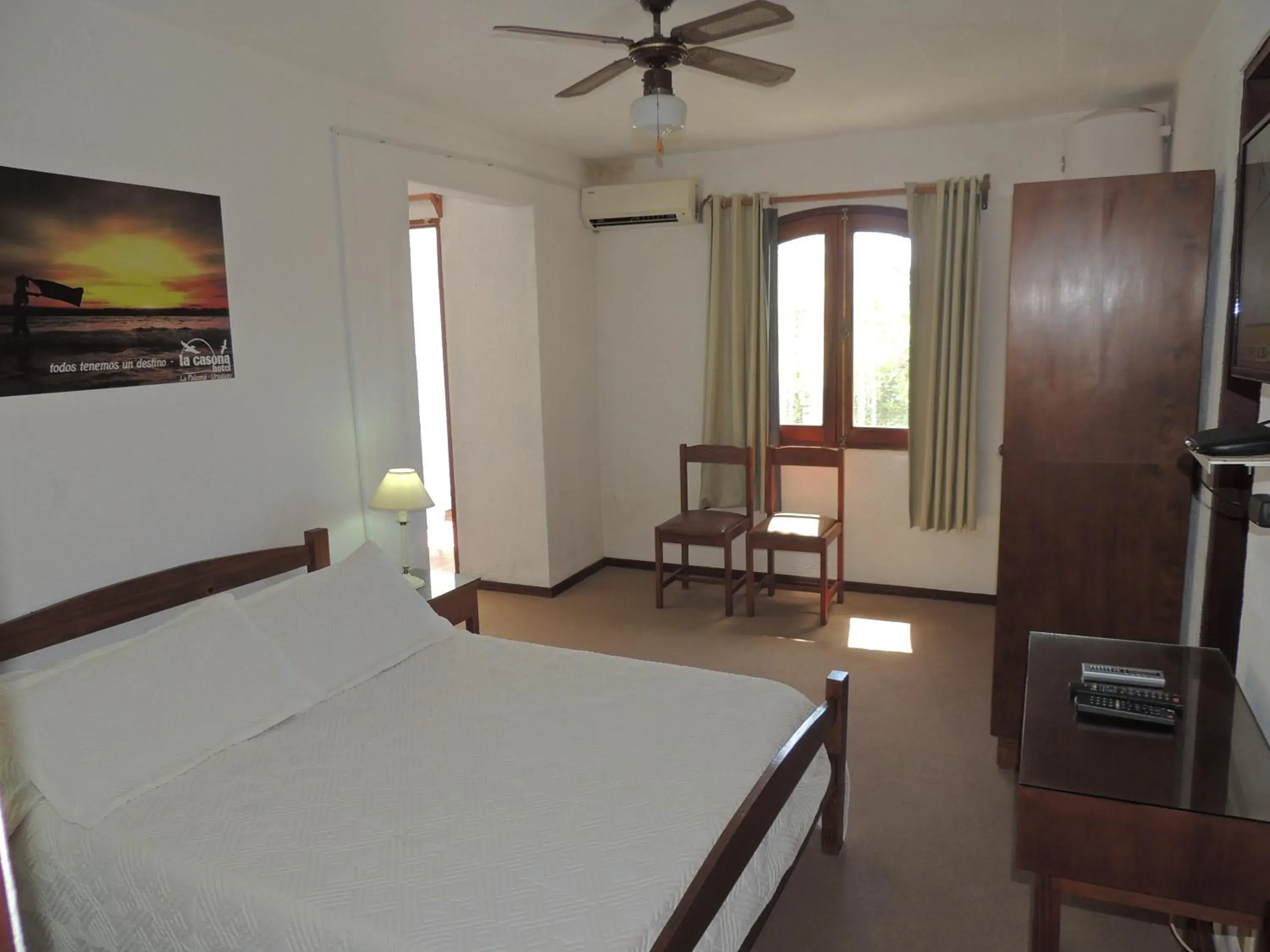 Quadruple Room with Balcony in Hotel La Casona Quadruple Room with Balcony in Hotel La Casona