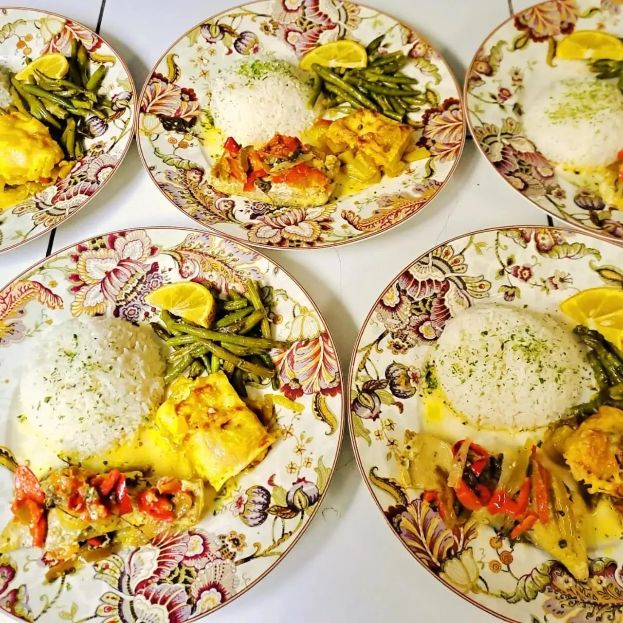 Restaurant/places to eat in LE CHISSIOUA