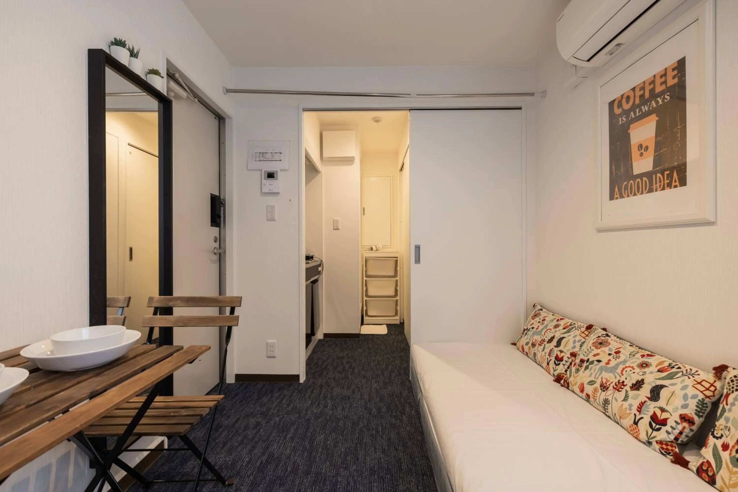 Bed in Namba Garden Square Apartment