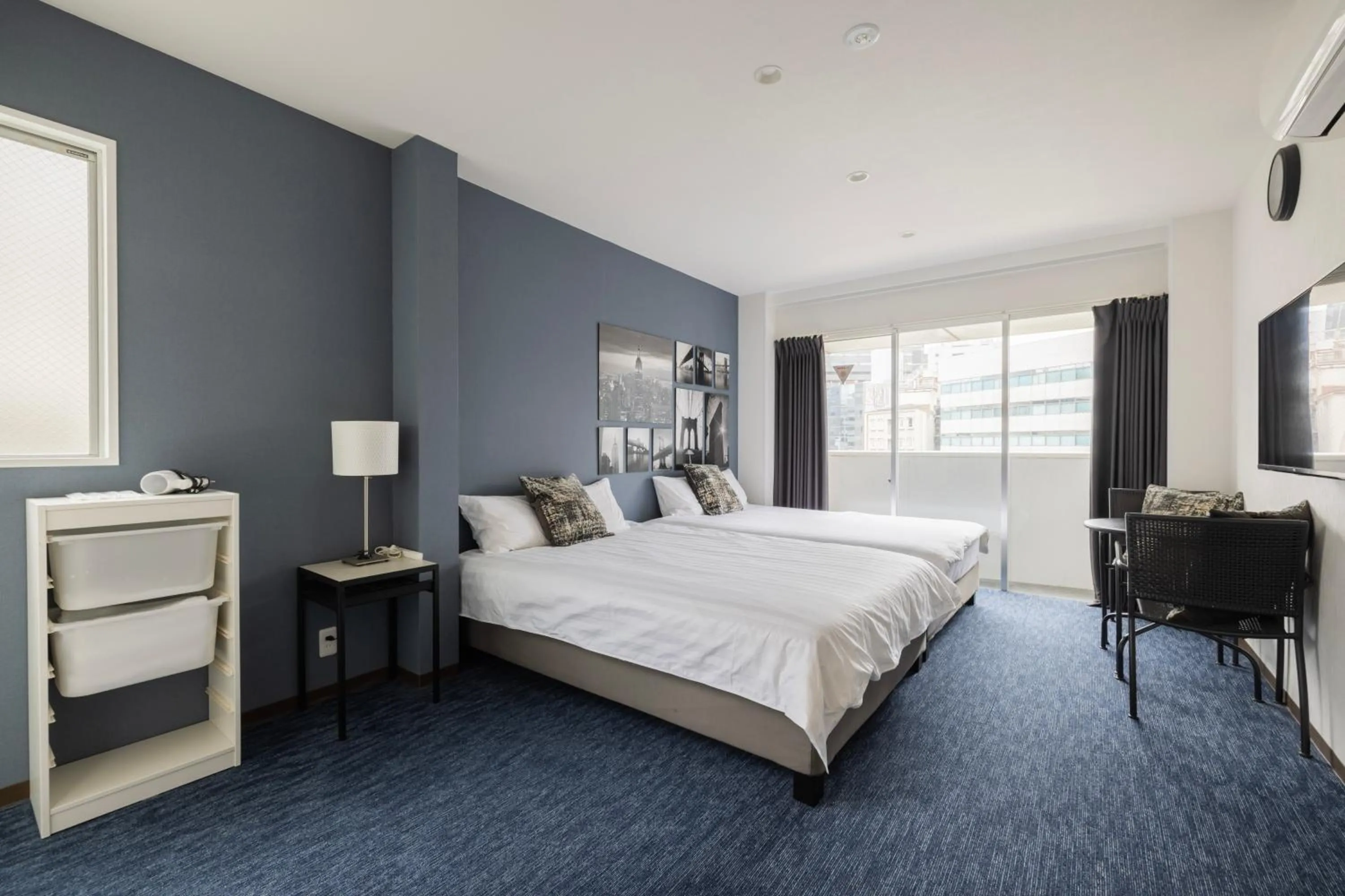 Bed in Namba Garden Square Apartment