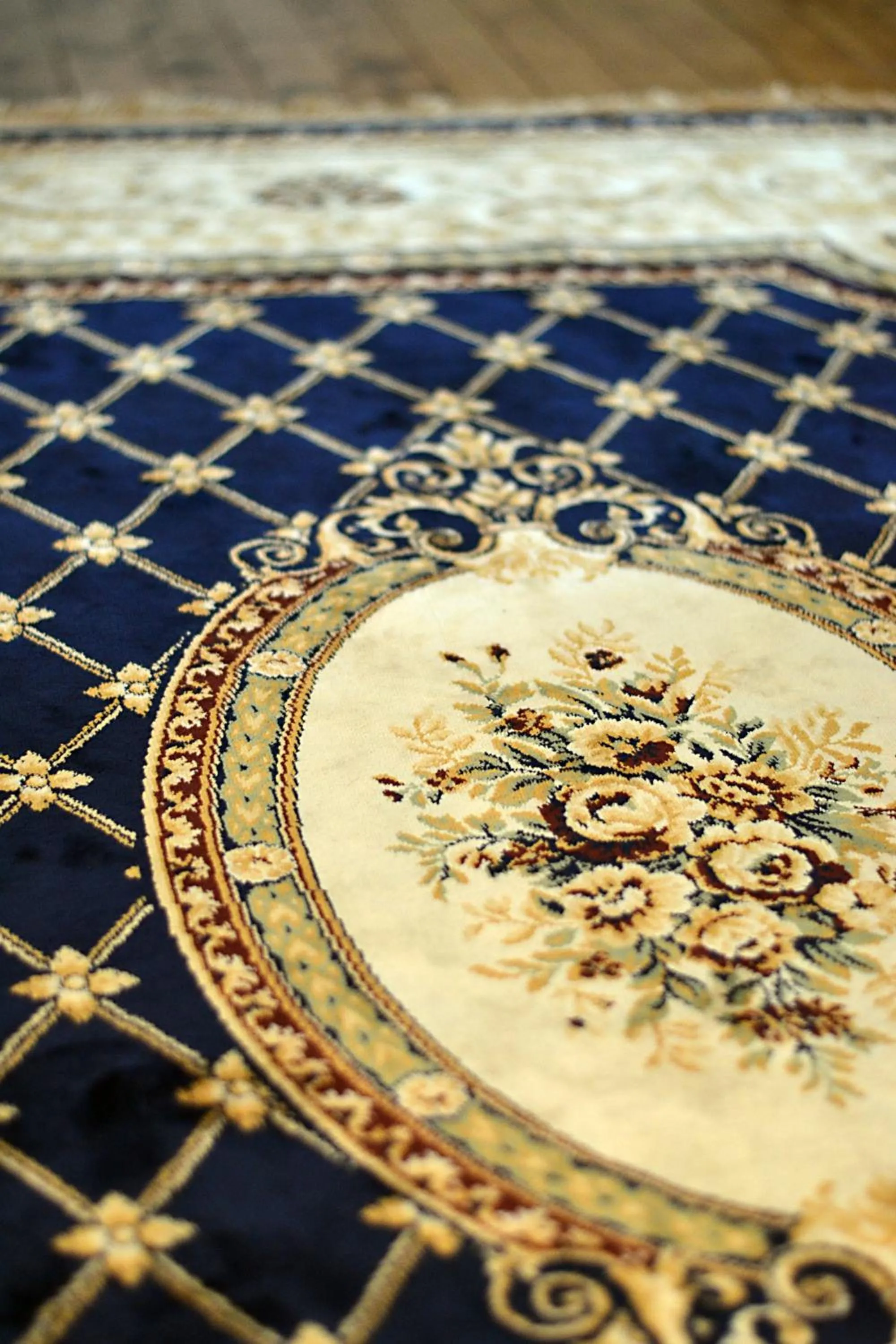 Decorative detail in Anchor Inn Hotel and Suites