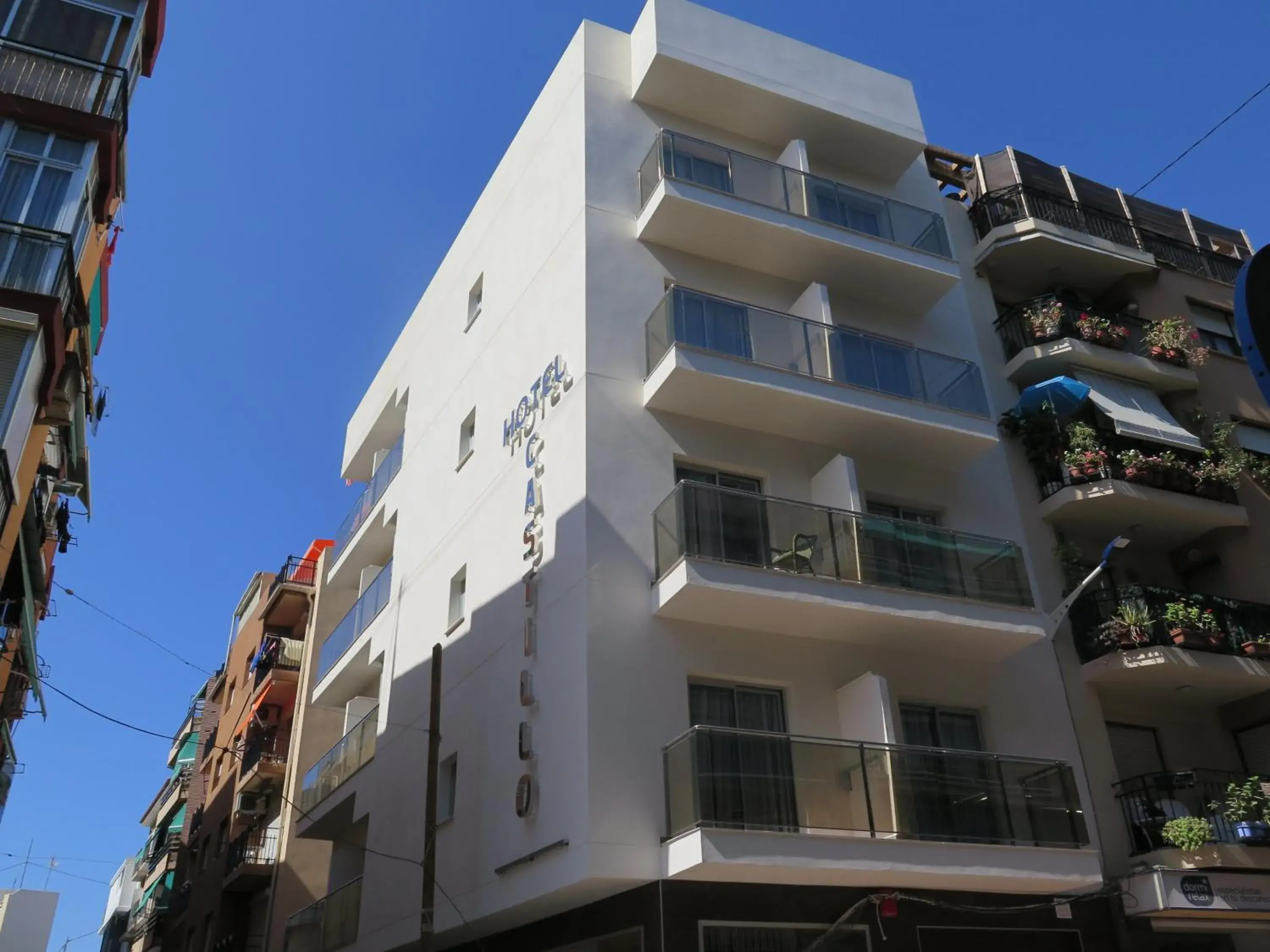 Twin Room with Balcony in Hotel Castillo Benidorm Twin Room with Balcony in Hotel Castillo Benidorm