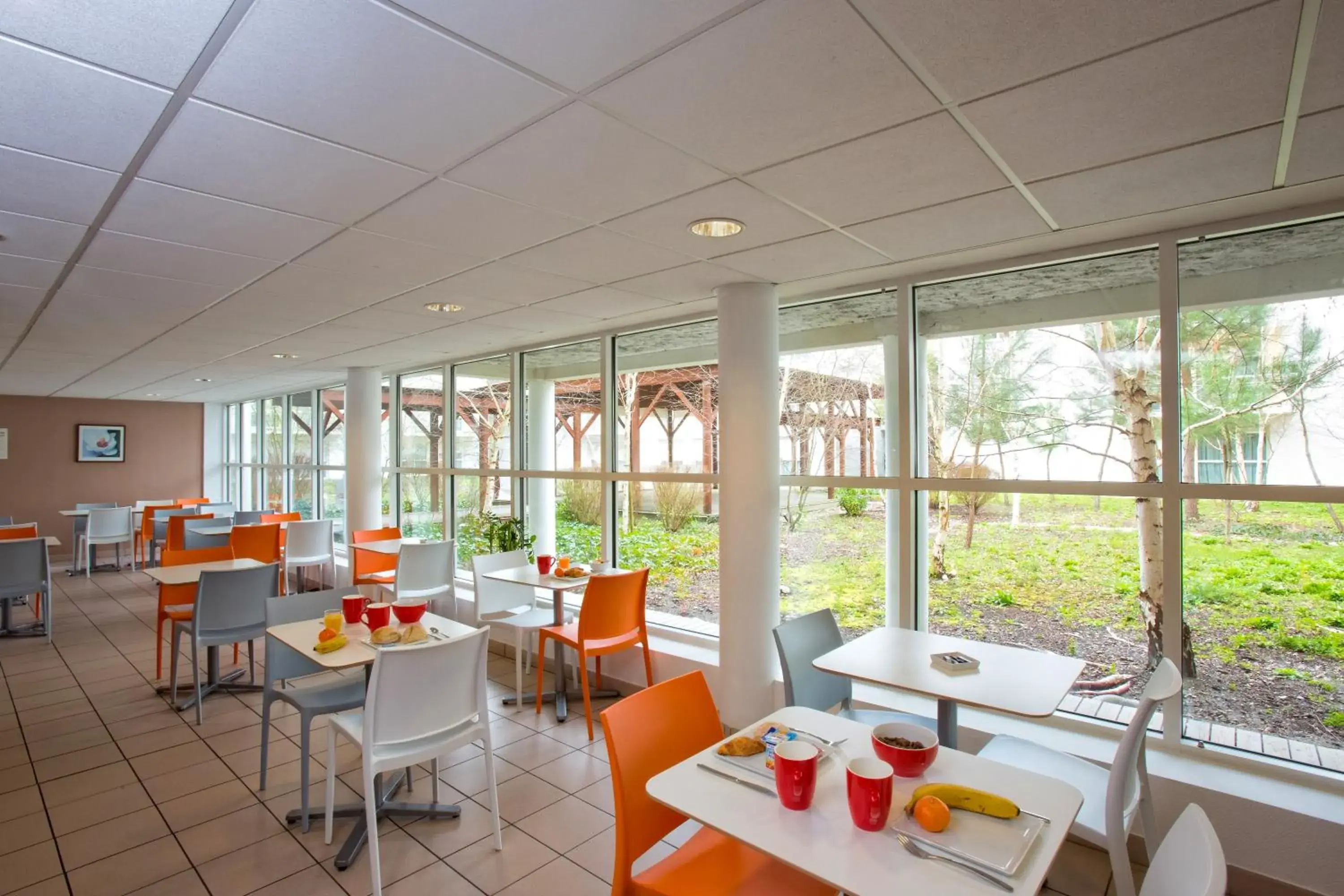 Restaurant/places to eat in All Suites Appart Hôtel - Bordeaux - Mérignac Aéroport Restaurant/places to eat in All Suites Appart Hôtel - Bordeaux - Mérignac Aéroport