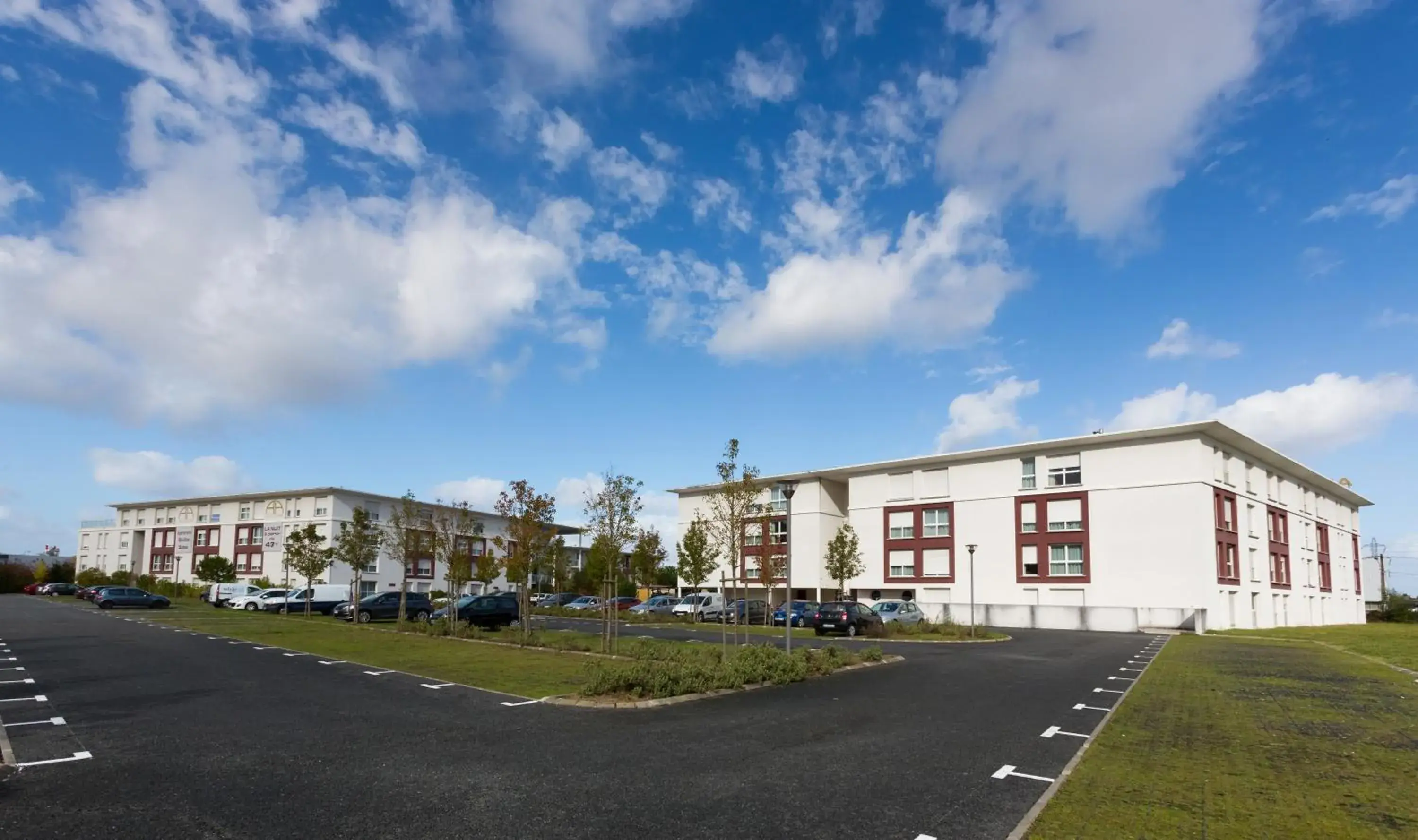 Facade/entrance in All Suites Appart Hôtel - Bordeaux - Mérignac Aéroport Facade/entrance in All Suites Appart Hôtel - Bordeaux - Mérignac Aéroport