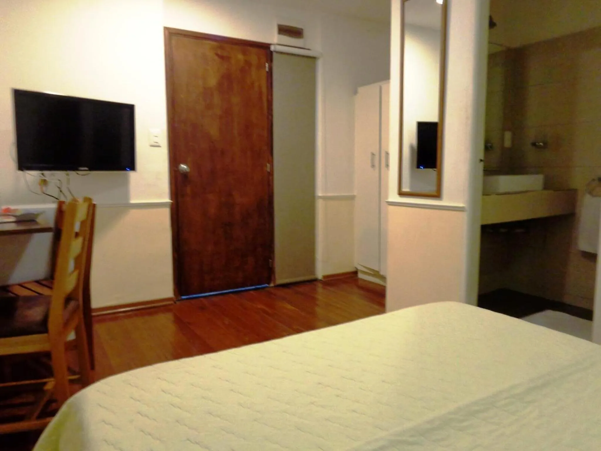 Bed in Hotel Casablanca Montevideo