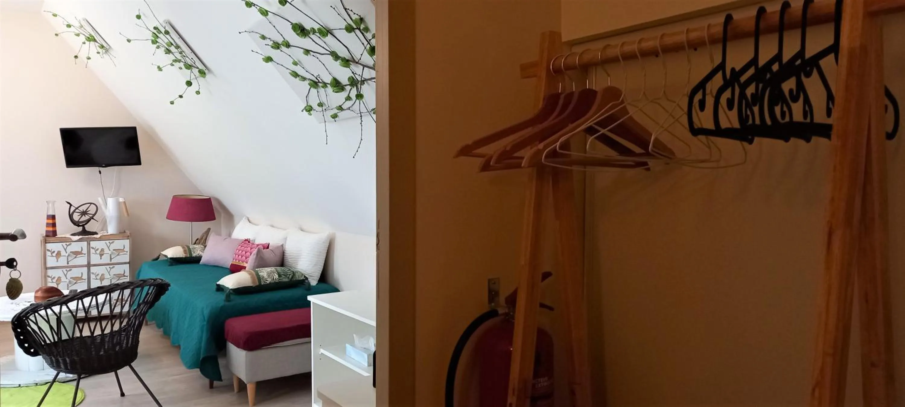 View (from property/room) in Aux penates de Toni Beauval