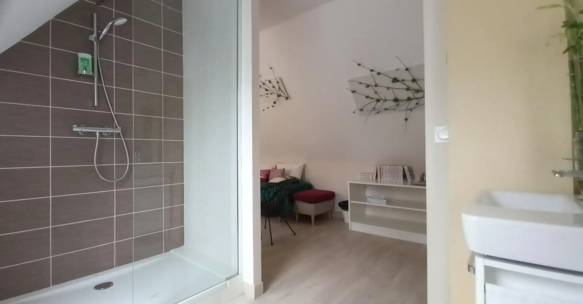 Bathroom in Aux penates de Toni Beauval