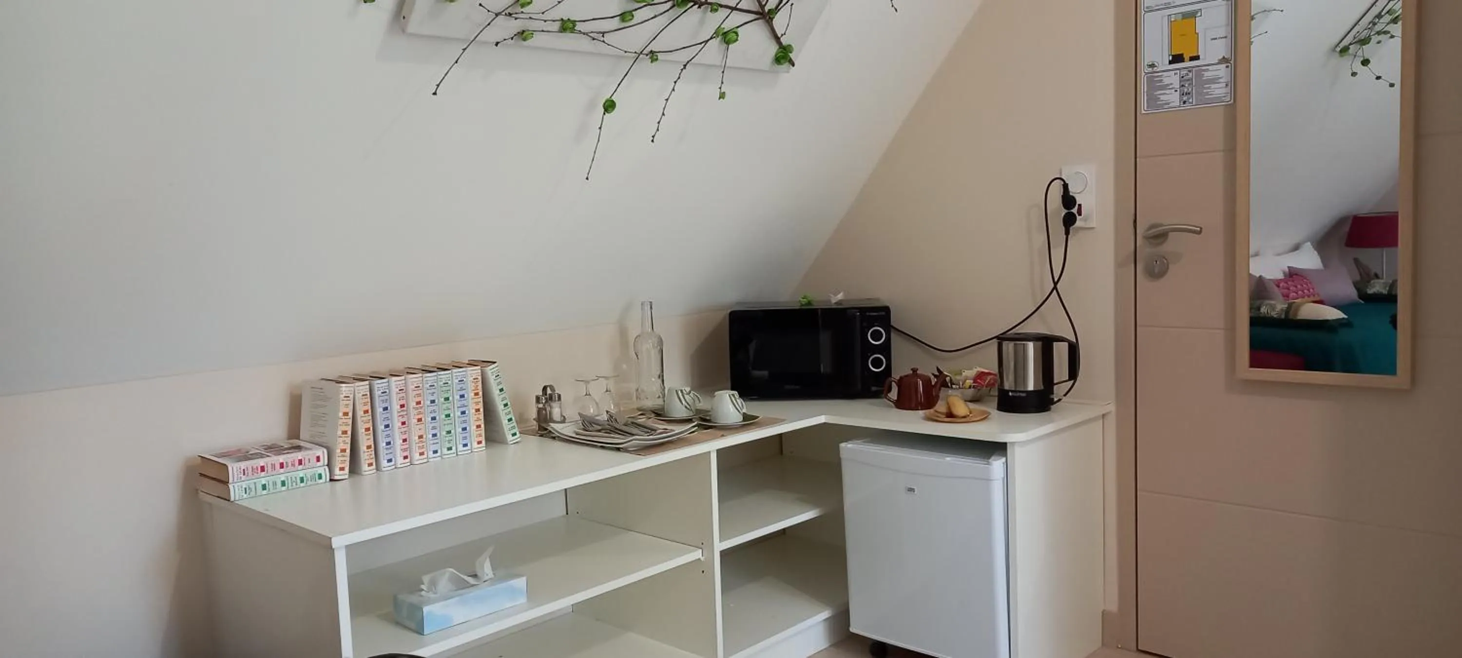 Coffee/tea facilities in Aux penates de Toni Beauval