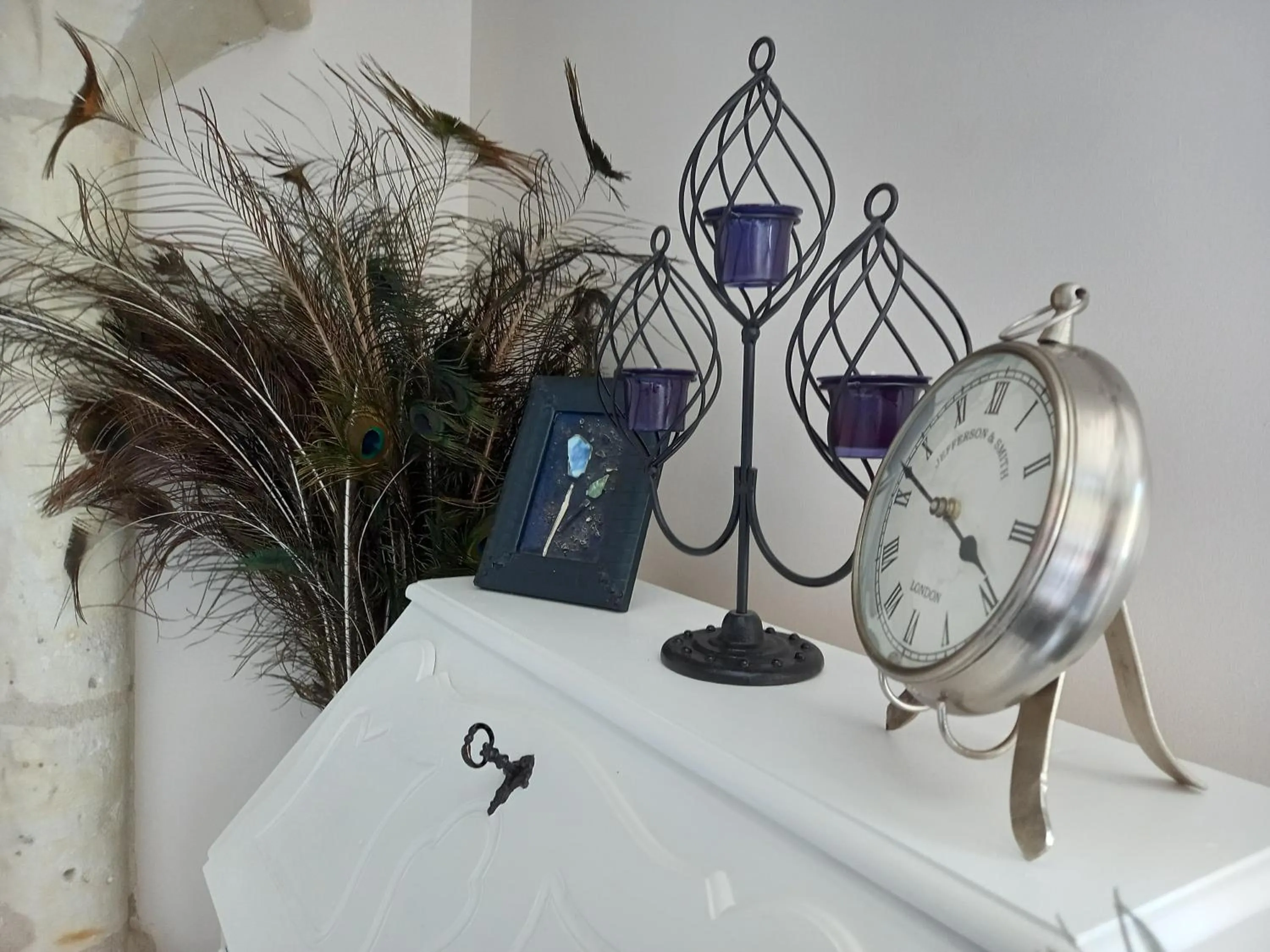 Decorative detail in Aux penates de Toni Beauval