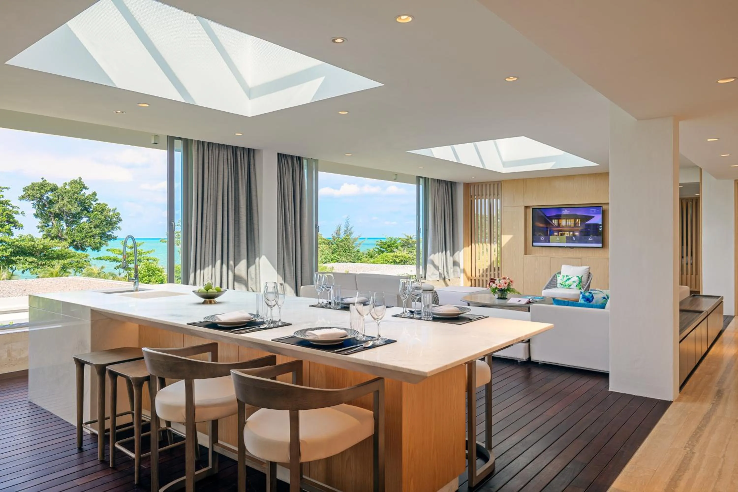 TV and multimedia in Anantara Desaru Coast Resort & Villas