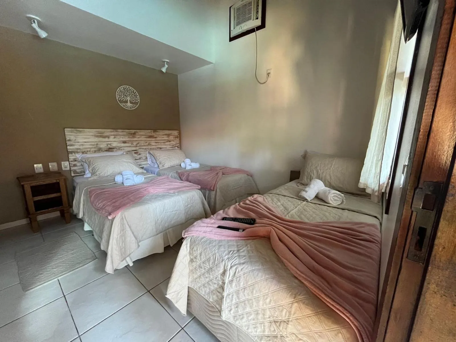 Bed in Guesthouse Casa da Aroeira