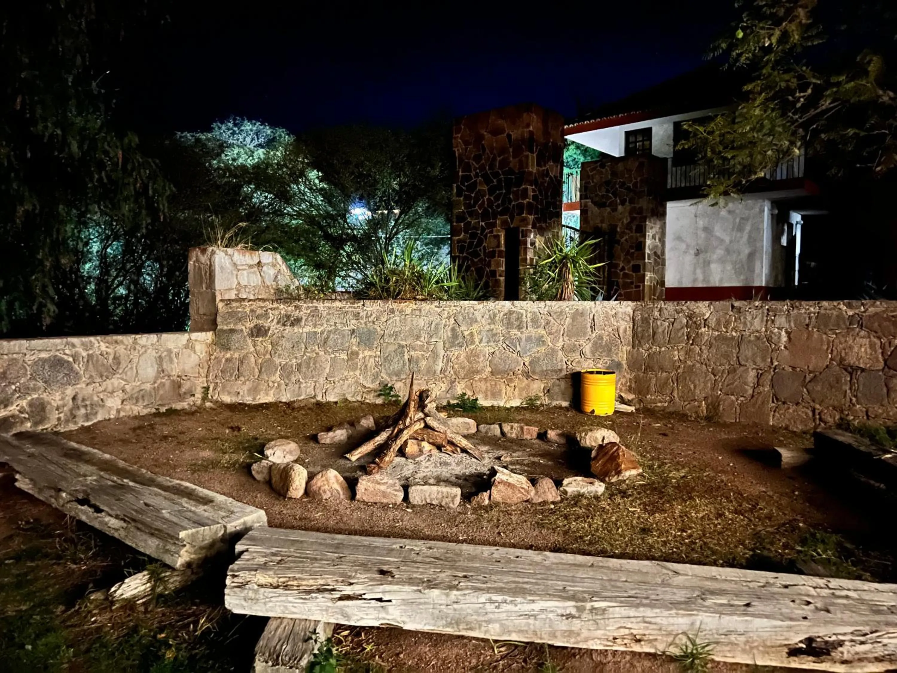 Night in Lourdes Hotel Campestre