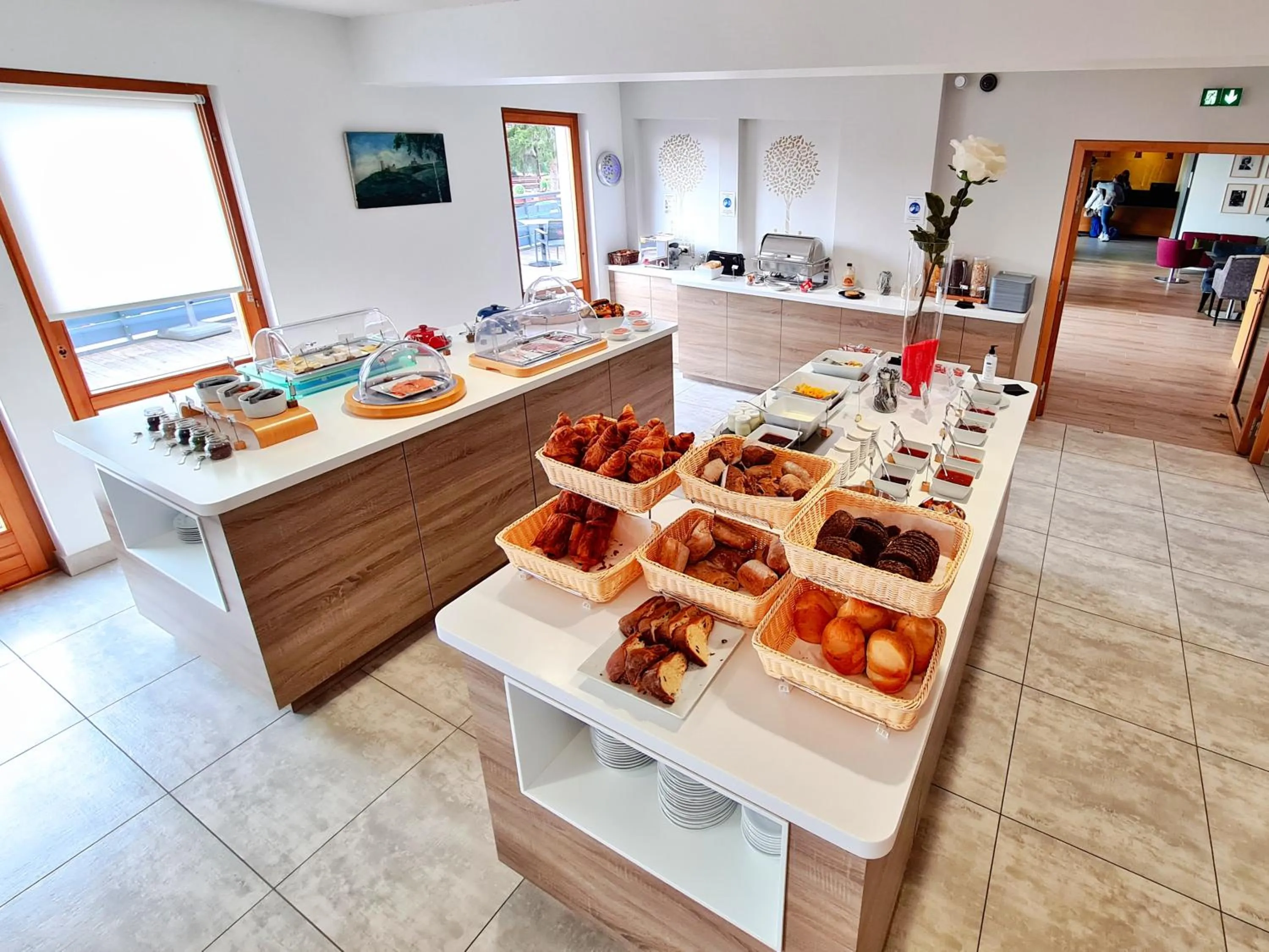 Breakfast in Best Western Plus Hotel & SPA Le Schoenenbourg