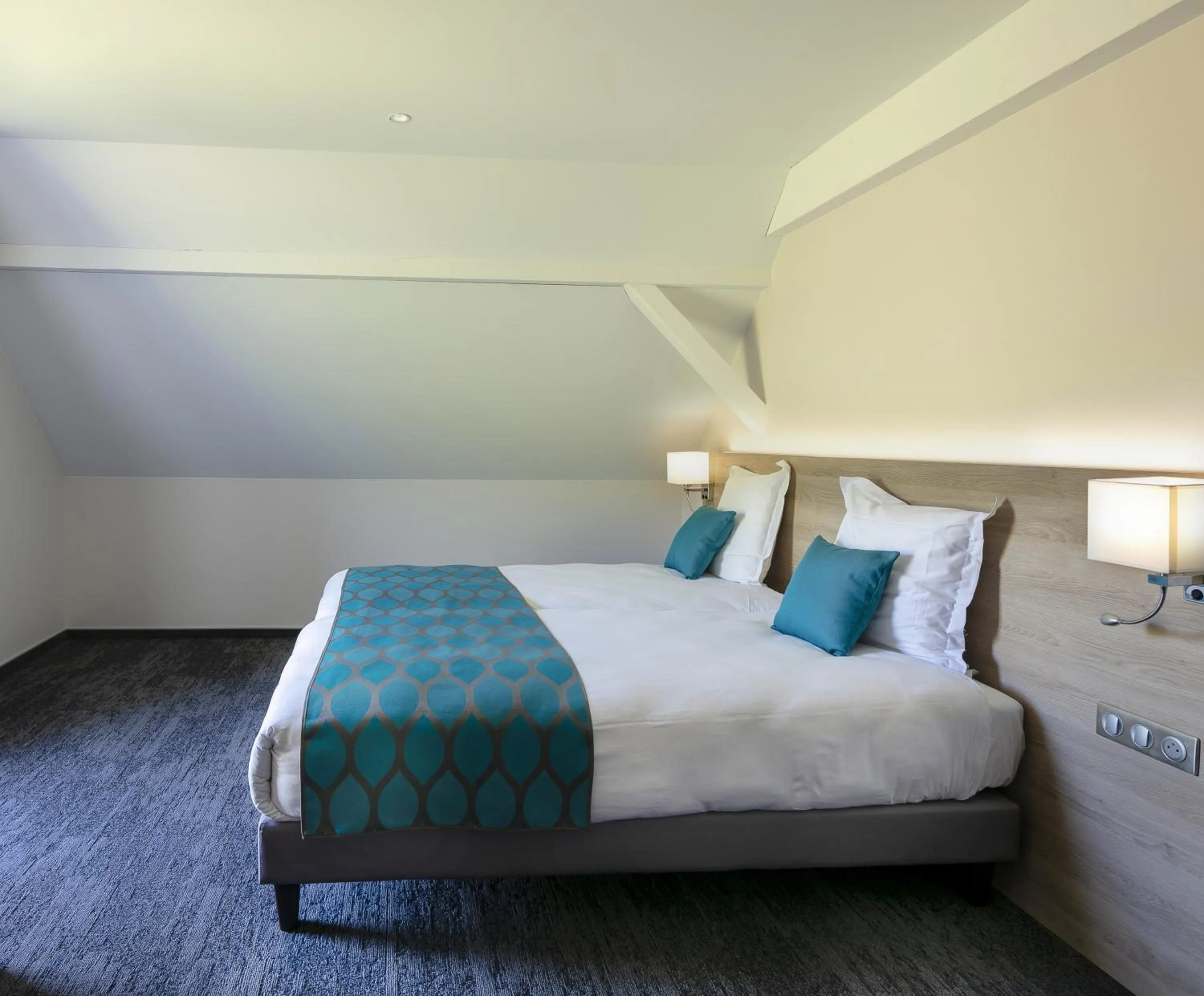 TV and multimedia, Bed in Best Western Plus Hotel & SPA Le Schoenenbourg