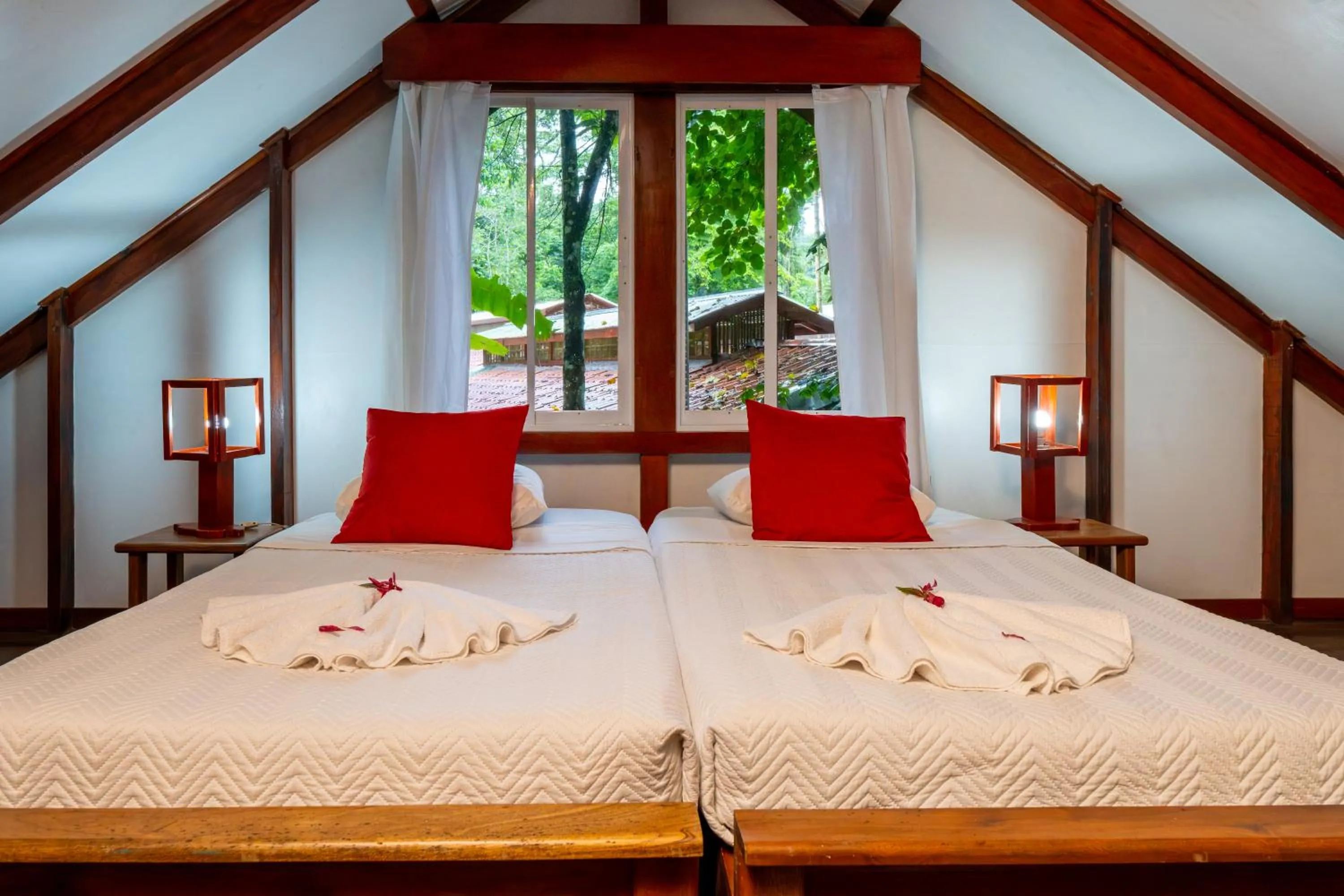Bed in Namuwoki Lodge