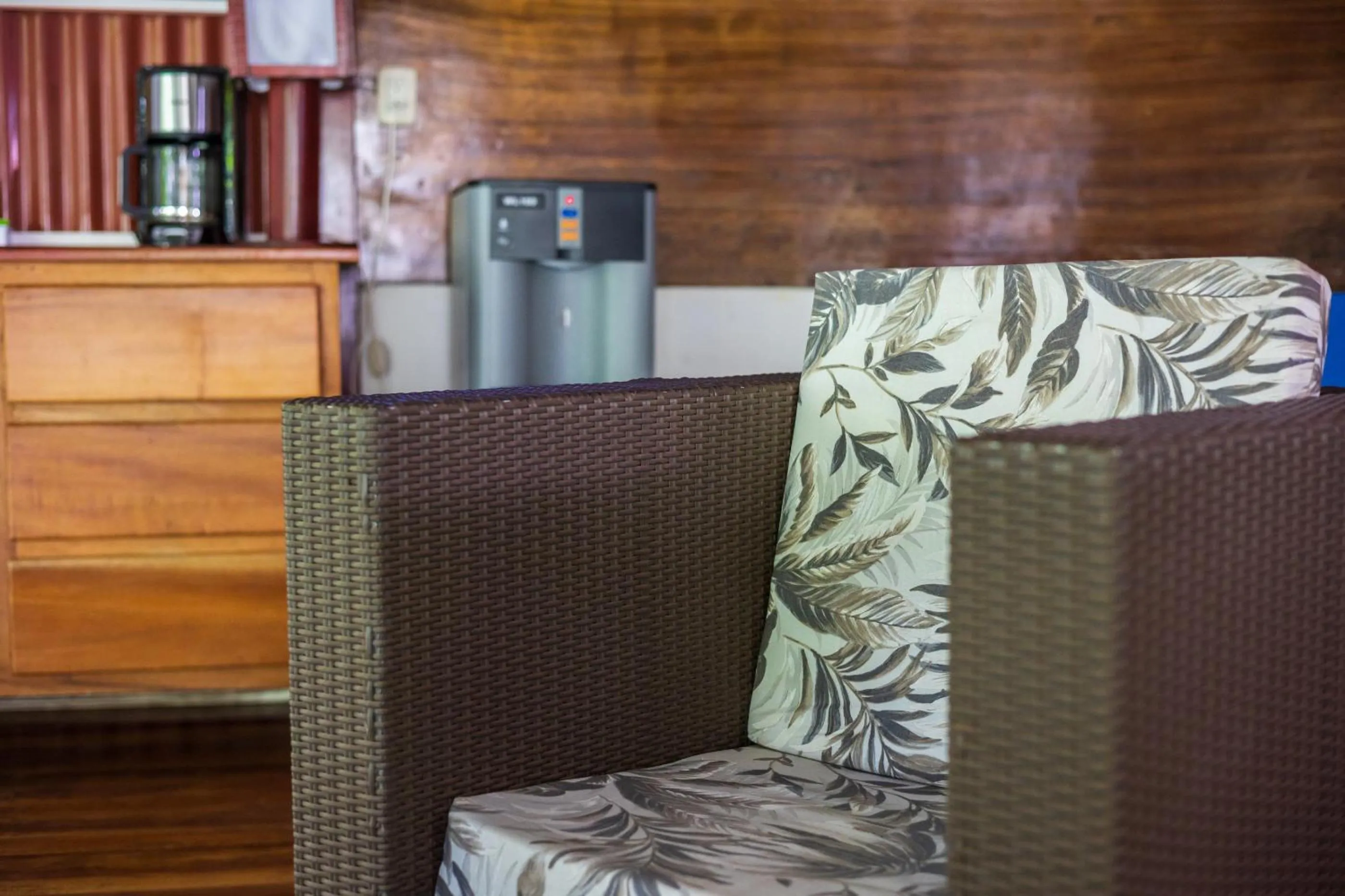 Living room in Namuwoki Lodge